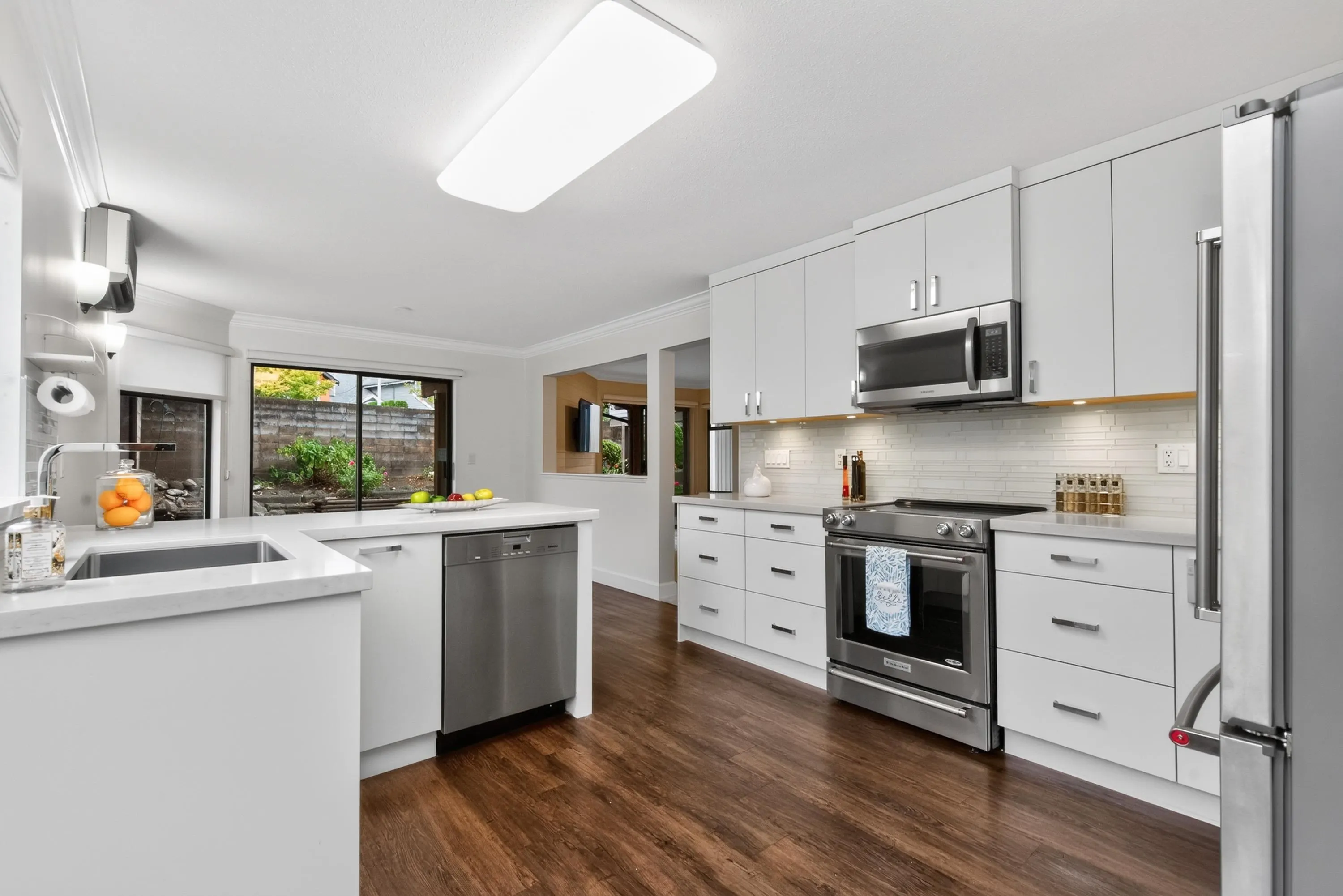 15153 98 Avenue #137