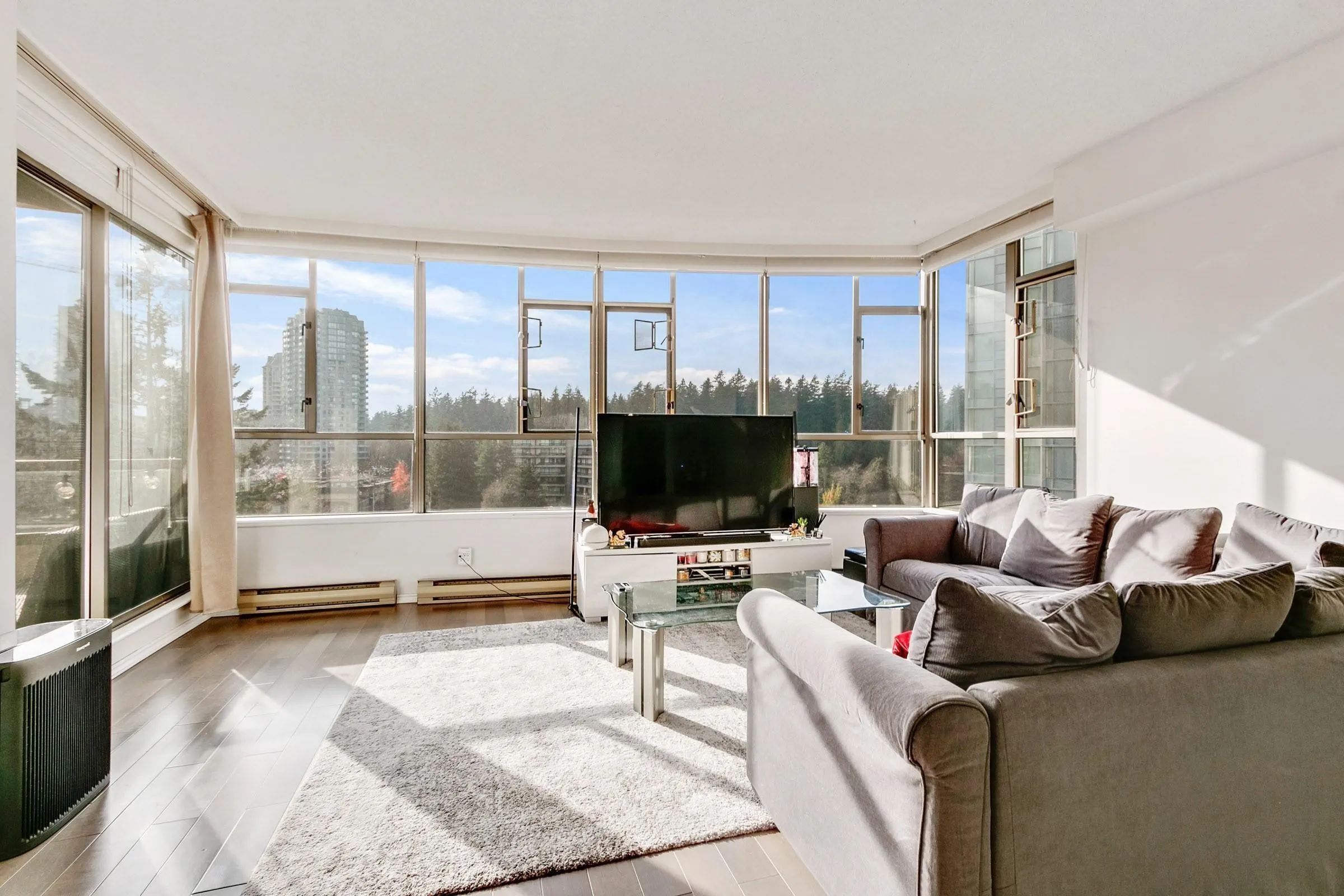 5885 Olive Avenue #905