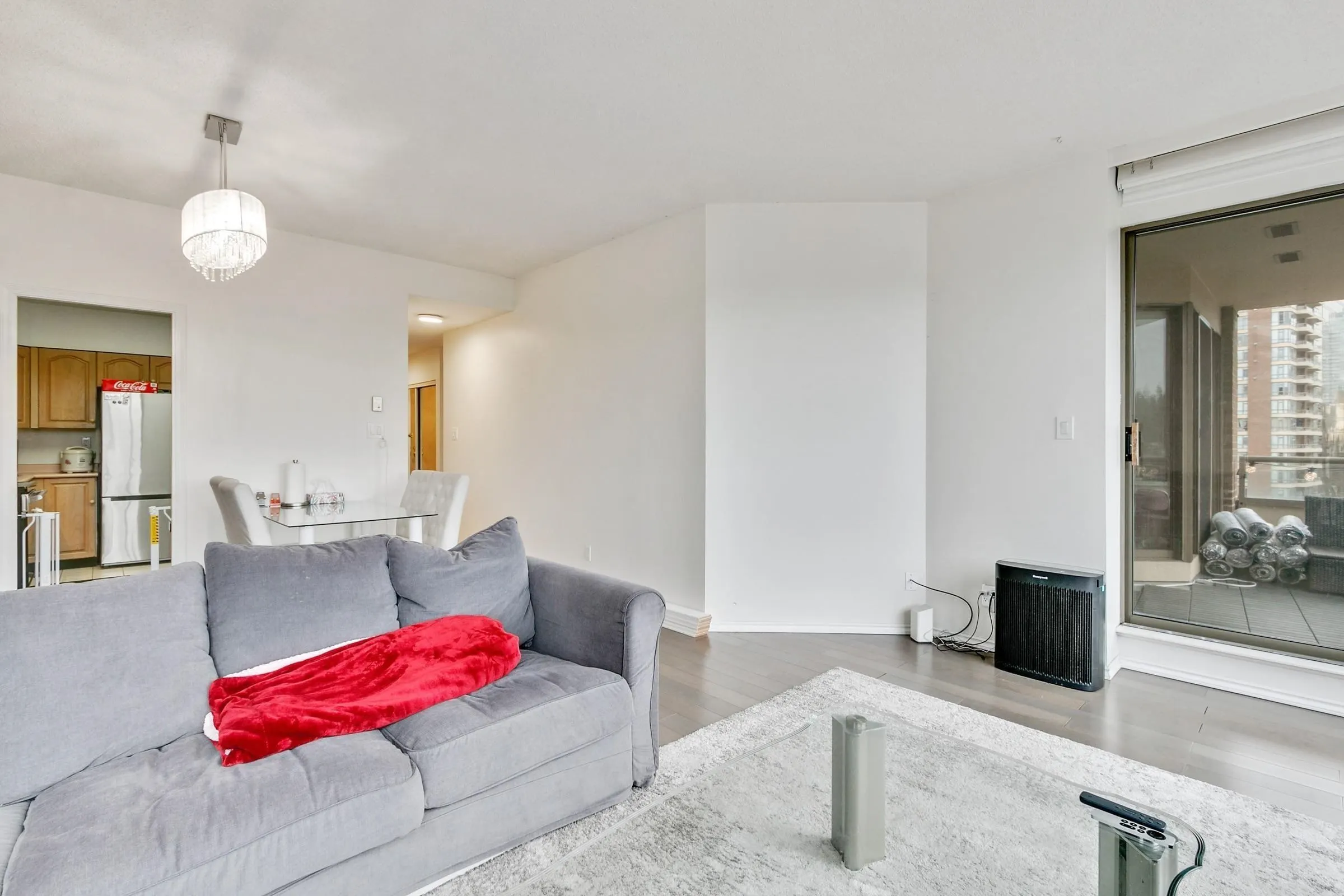 5885 Olive Avenue #905