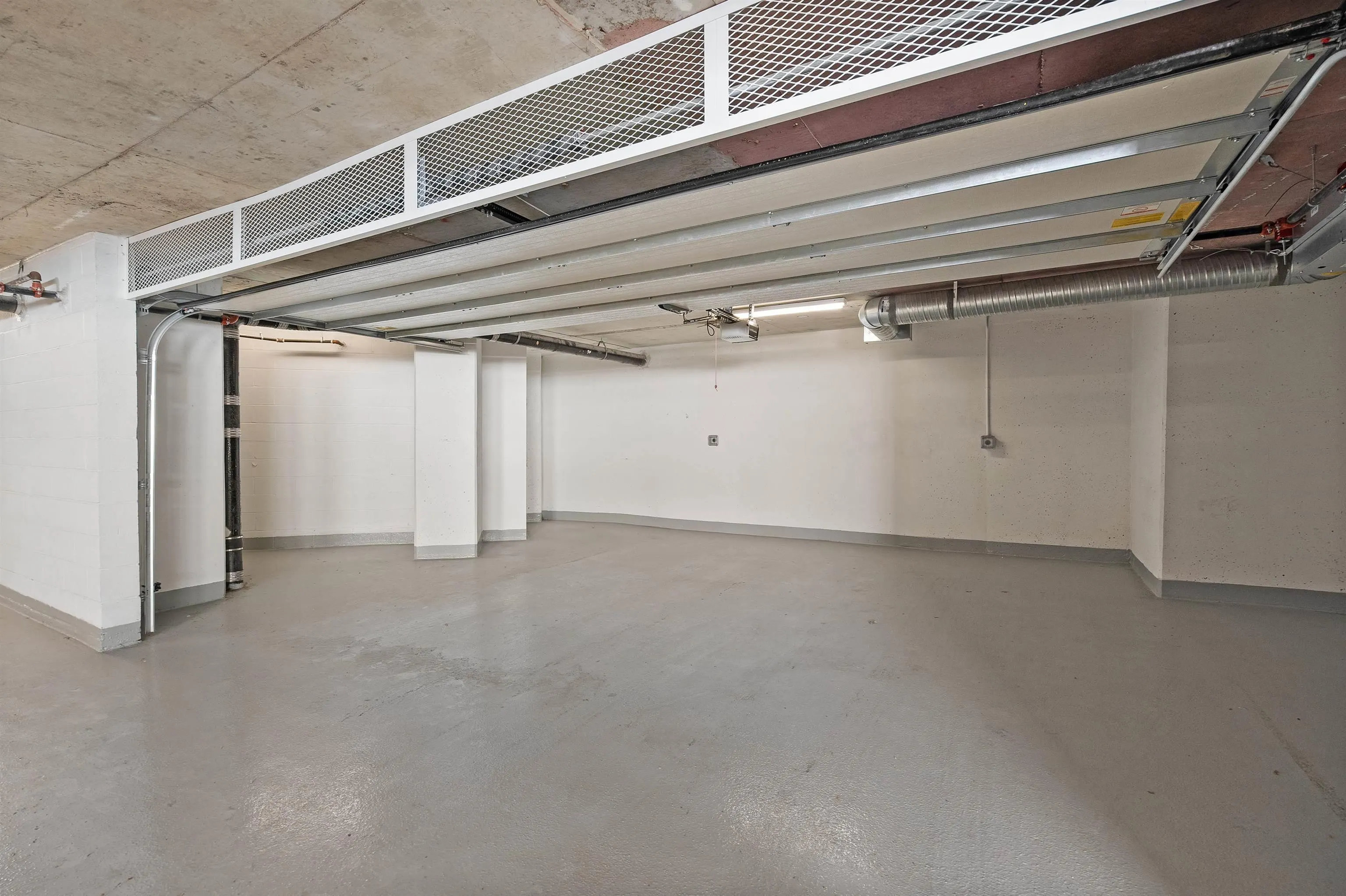 4720 Lougheed Highway #4402