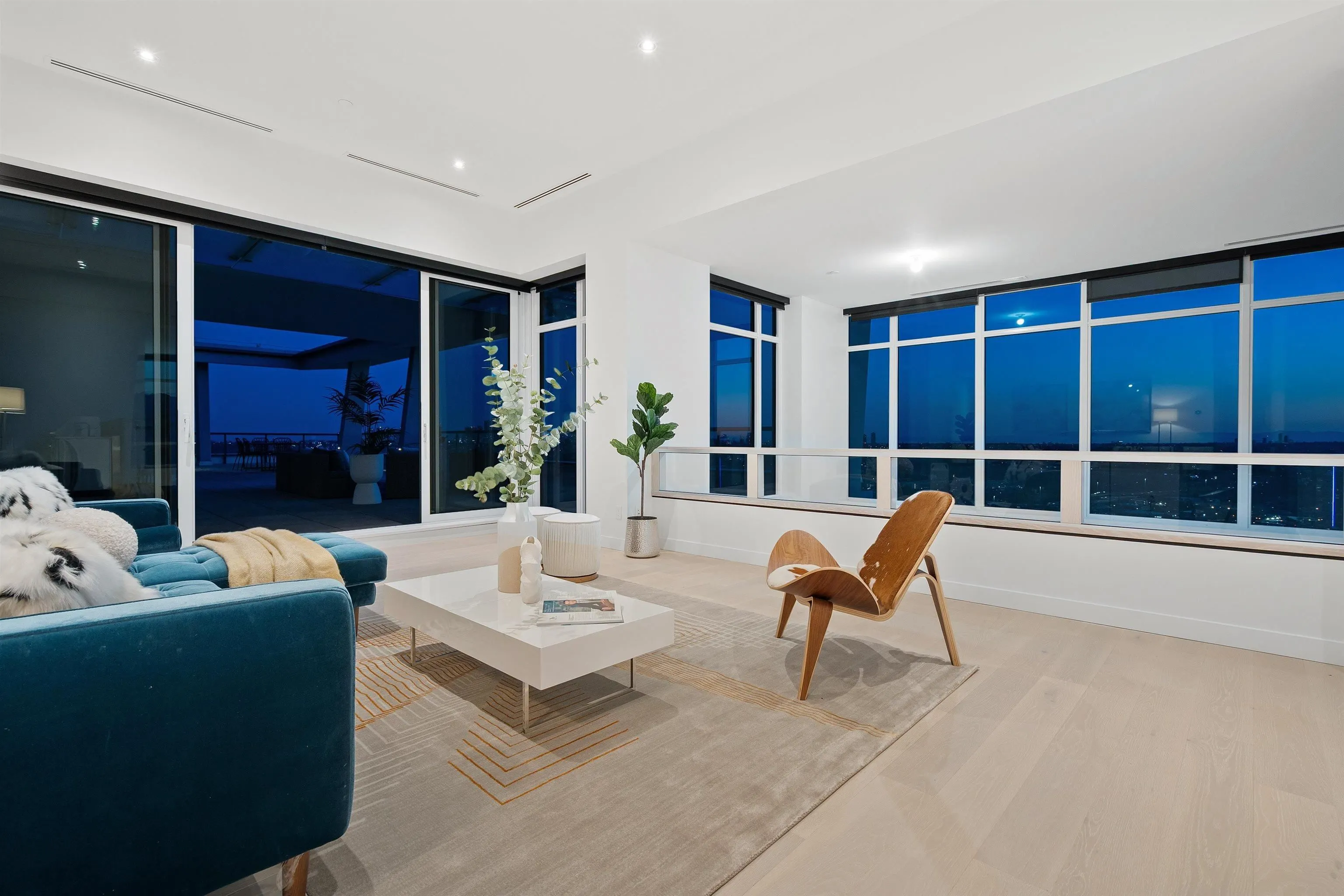 4720 Lougheed Highway #4402