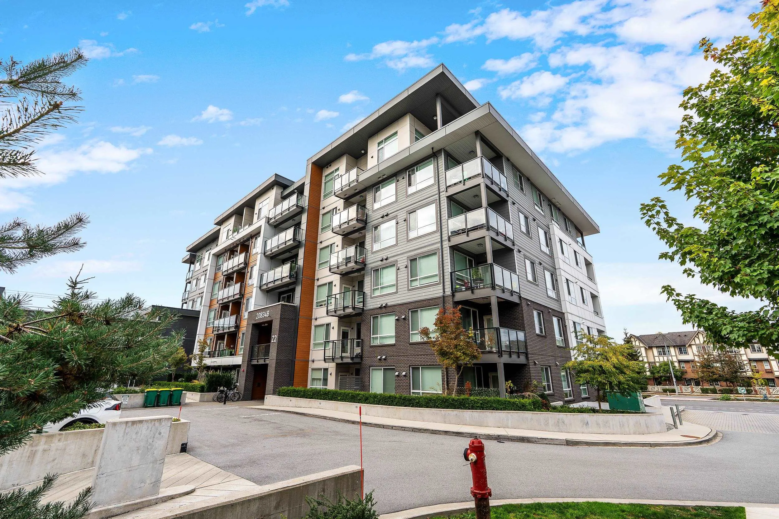20834 80 Avenue #B118