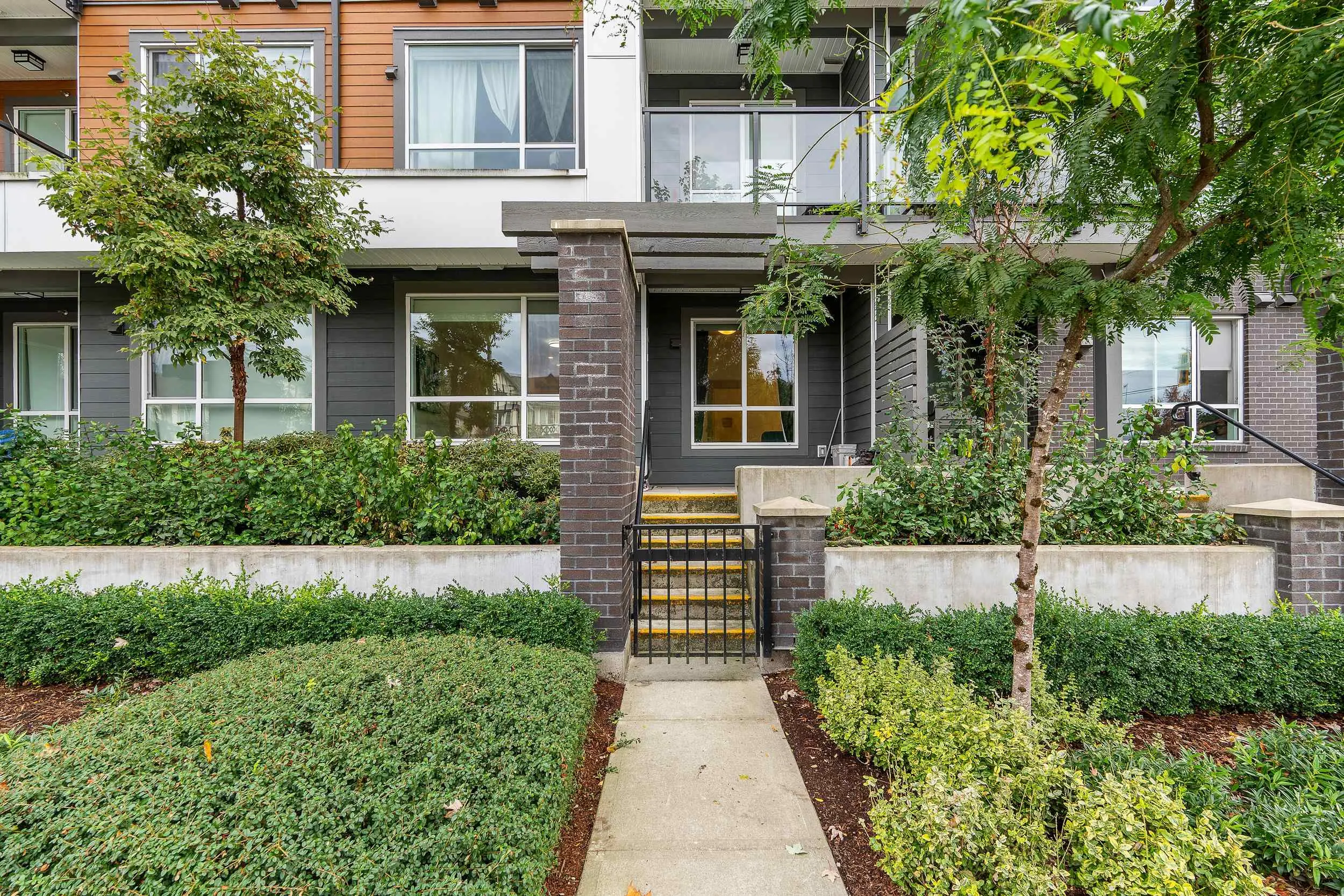 20834 80 Avenue #B118