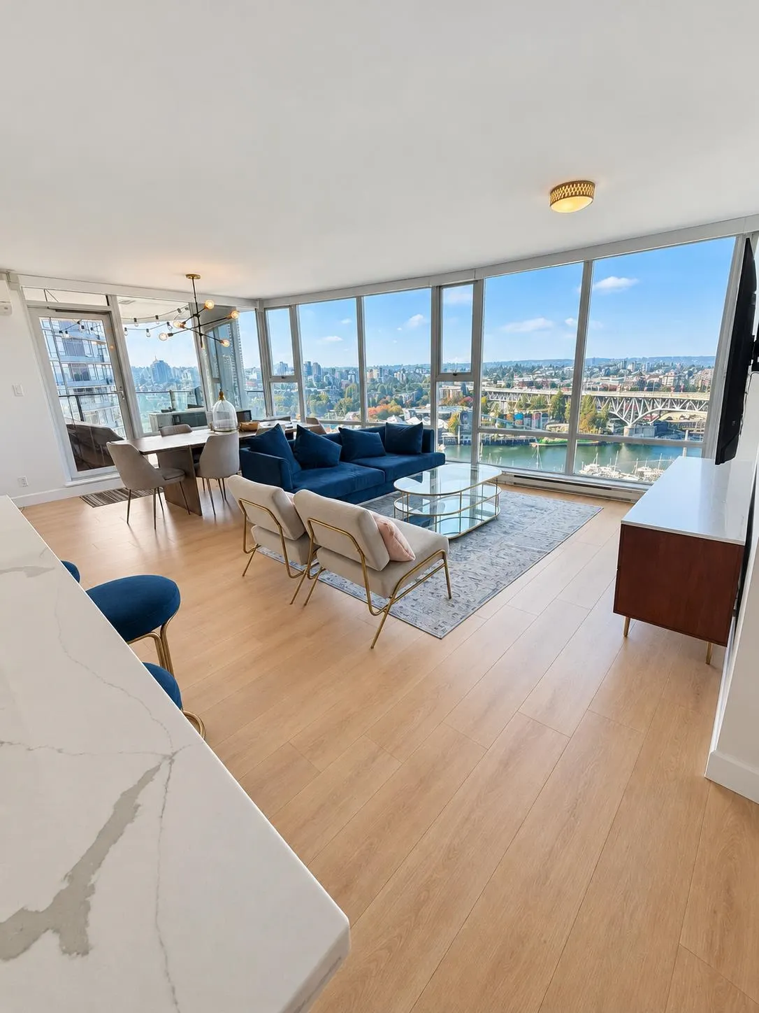 455 Beach Crescent #2303