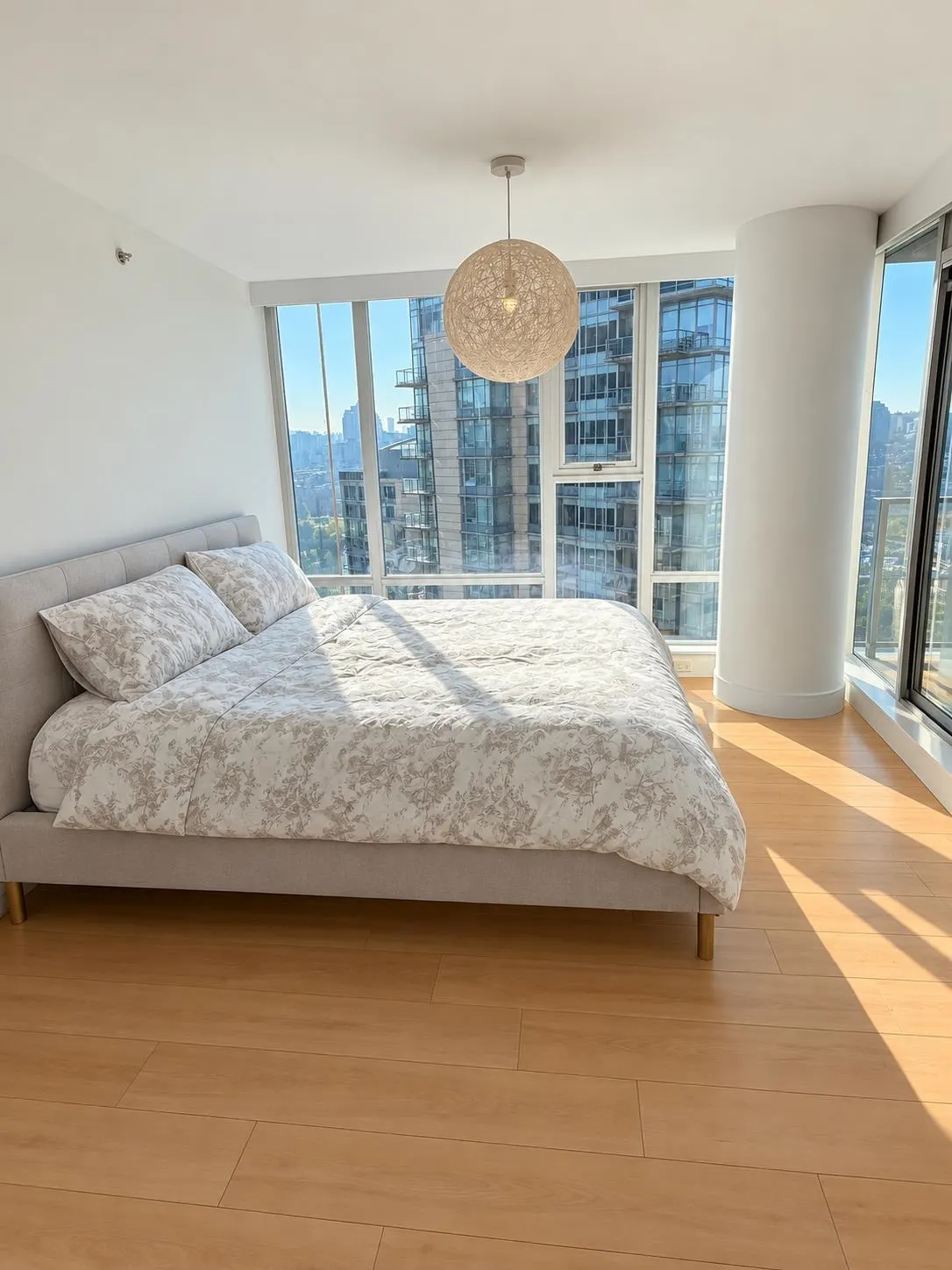 455 Beach Crescent #2303