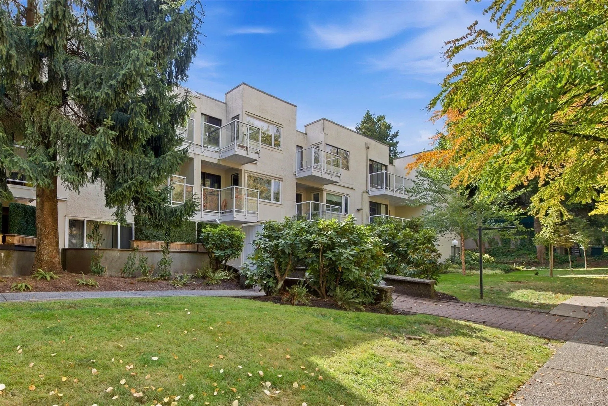 830 E 7th Avenue #107