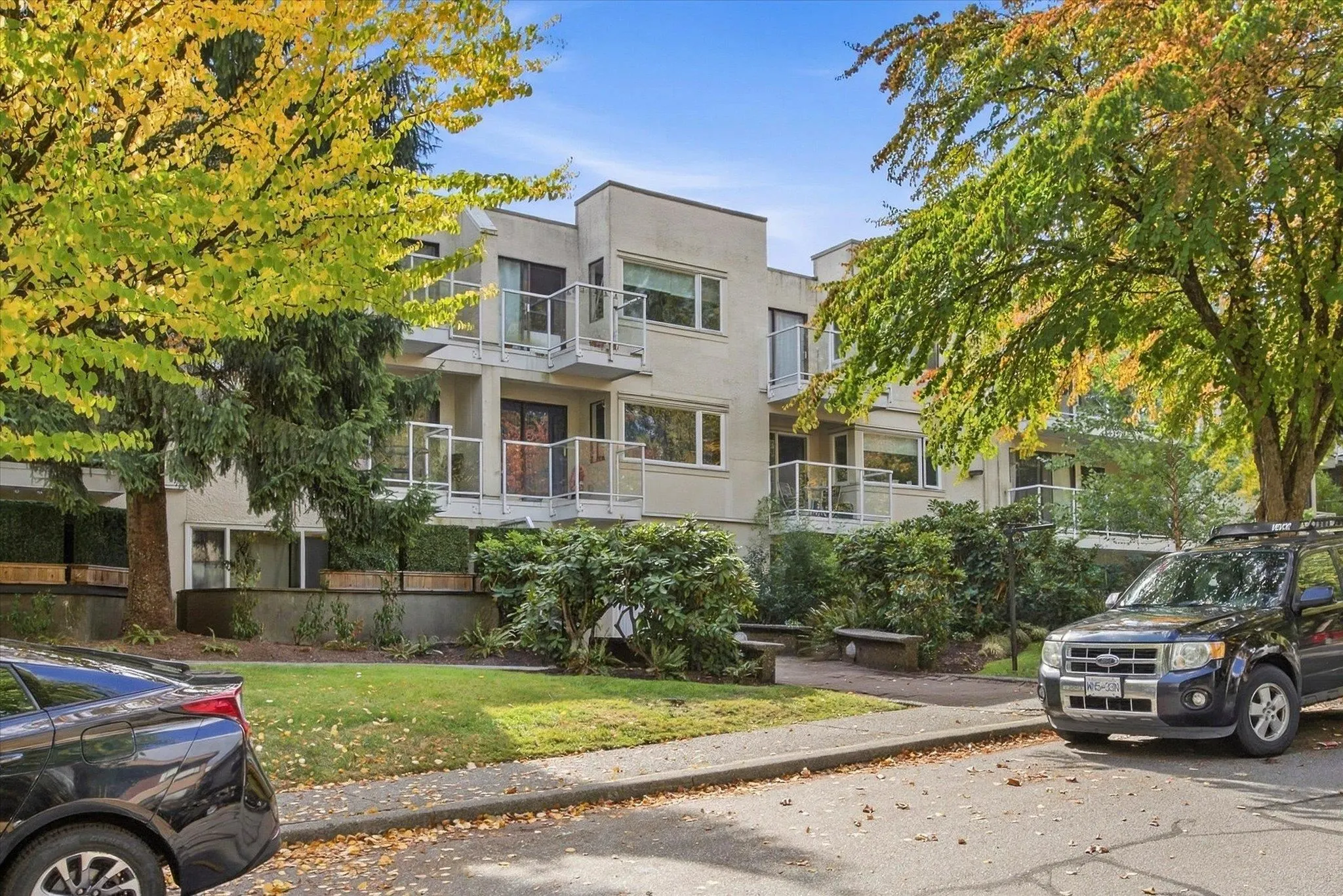 830 E 7th Avenue #107