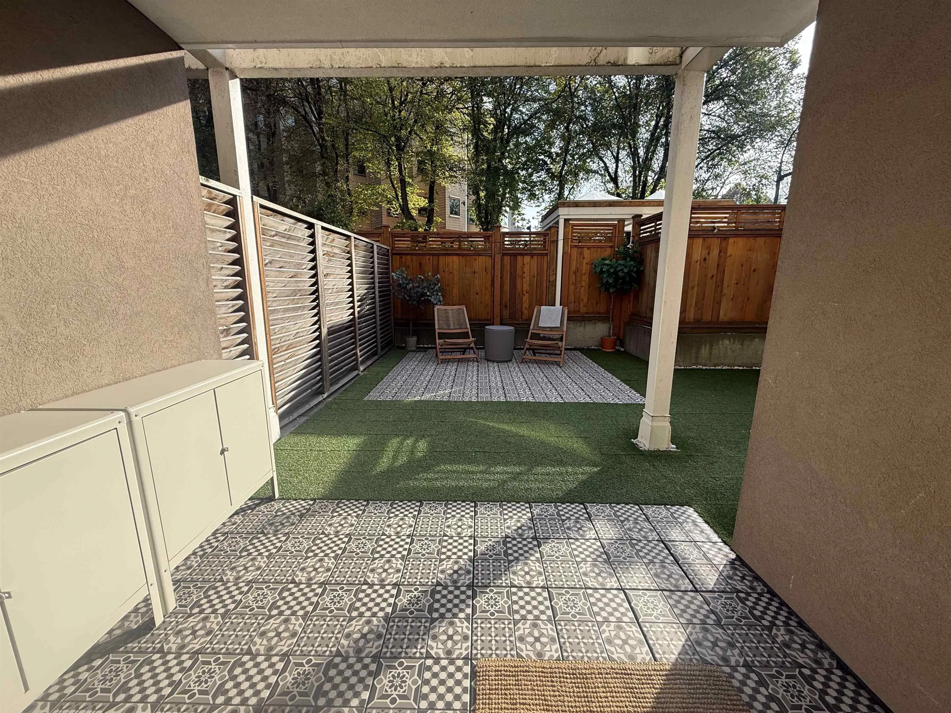 985 W 10th Avenue #102
