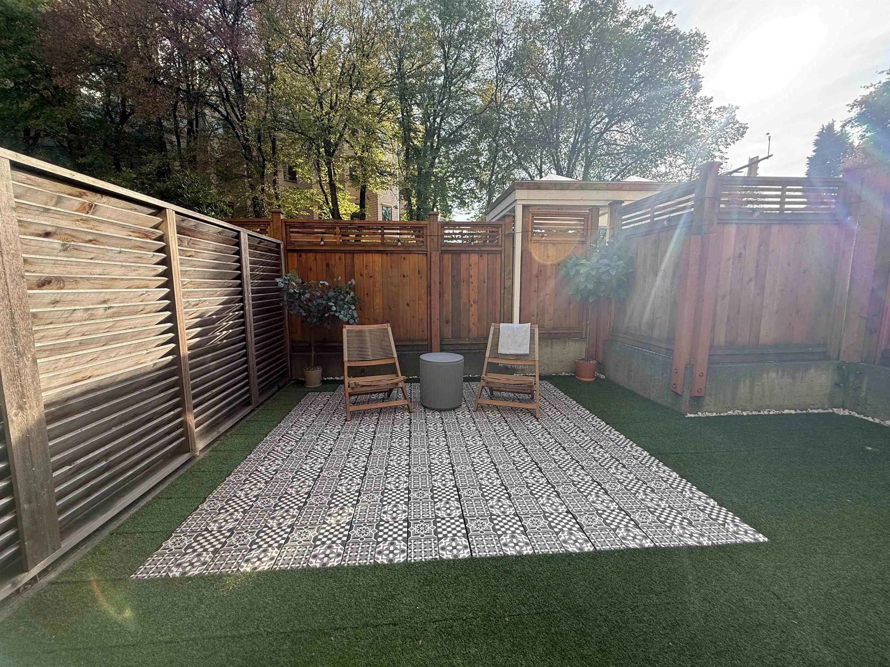 985 W 10th Avenue #102