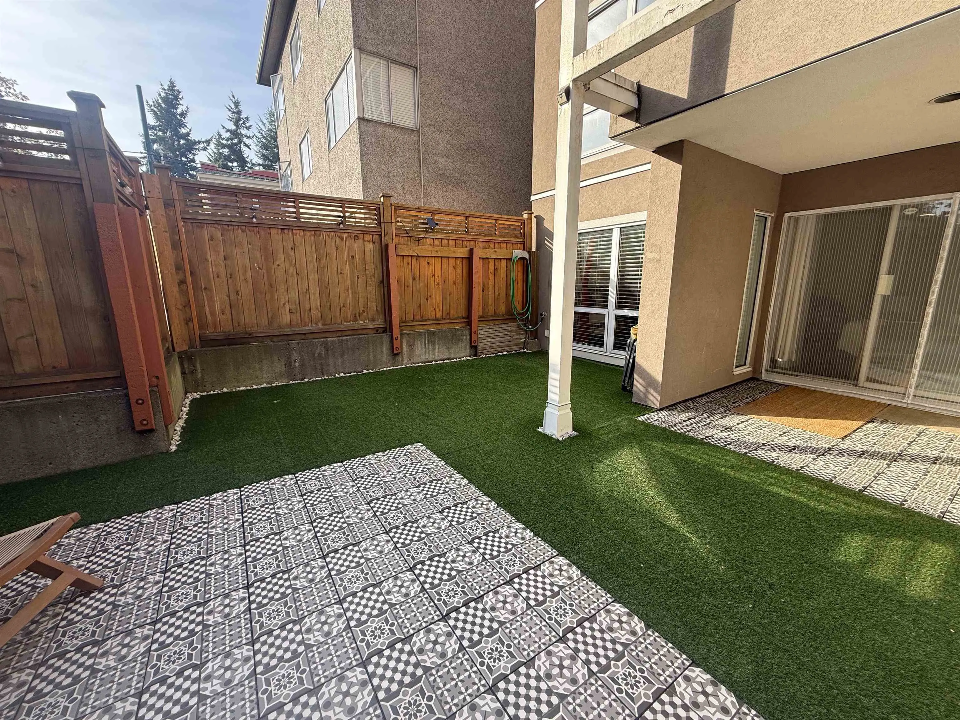 985 W 10th Avenue #102