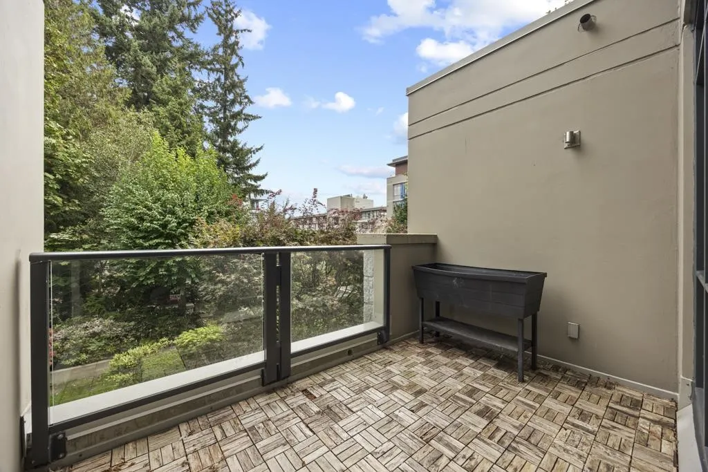 59** Walter Gage Road