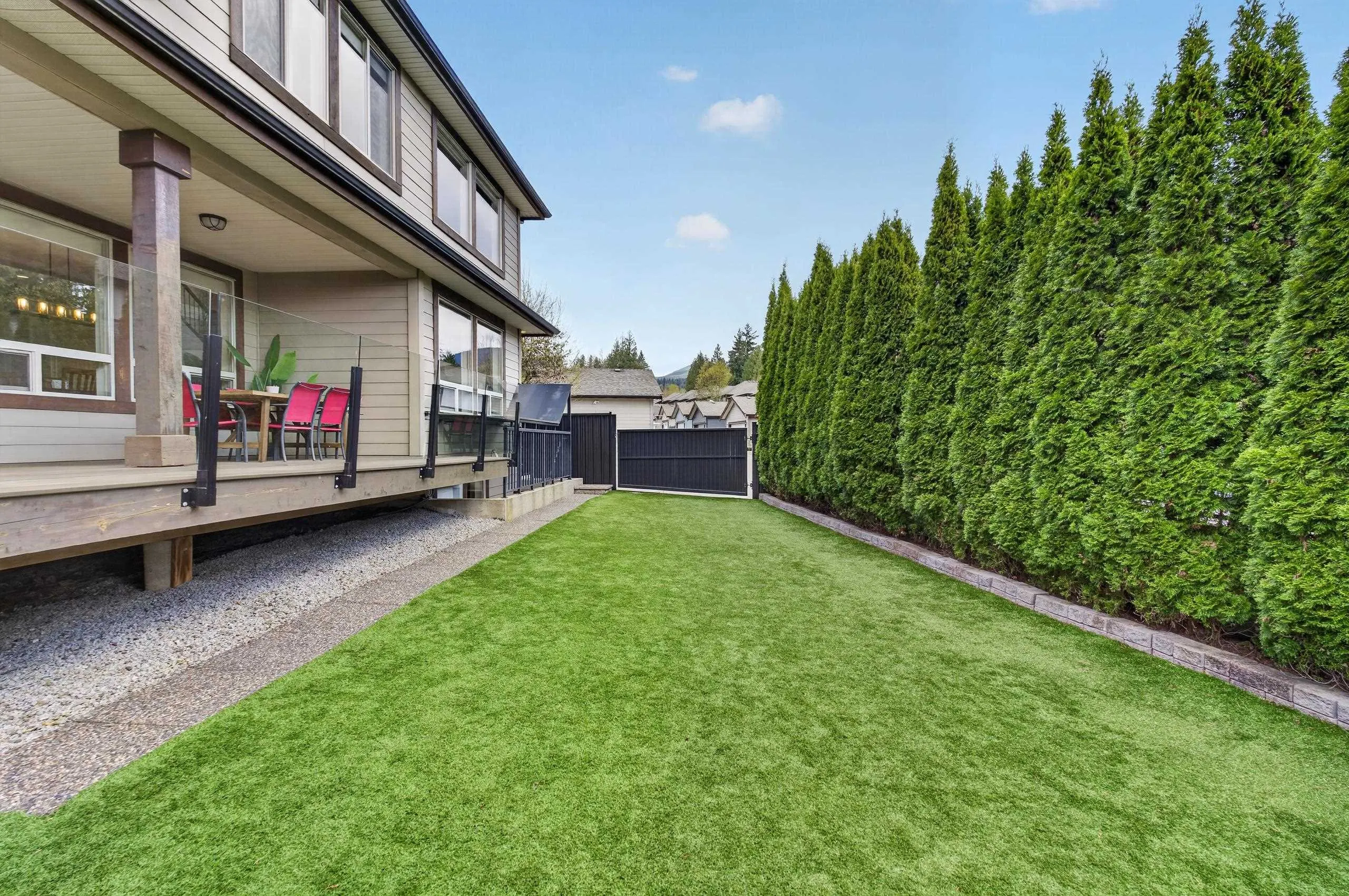 1213 Burkemont Place