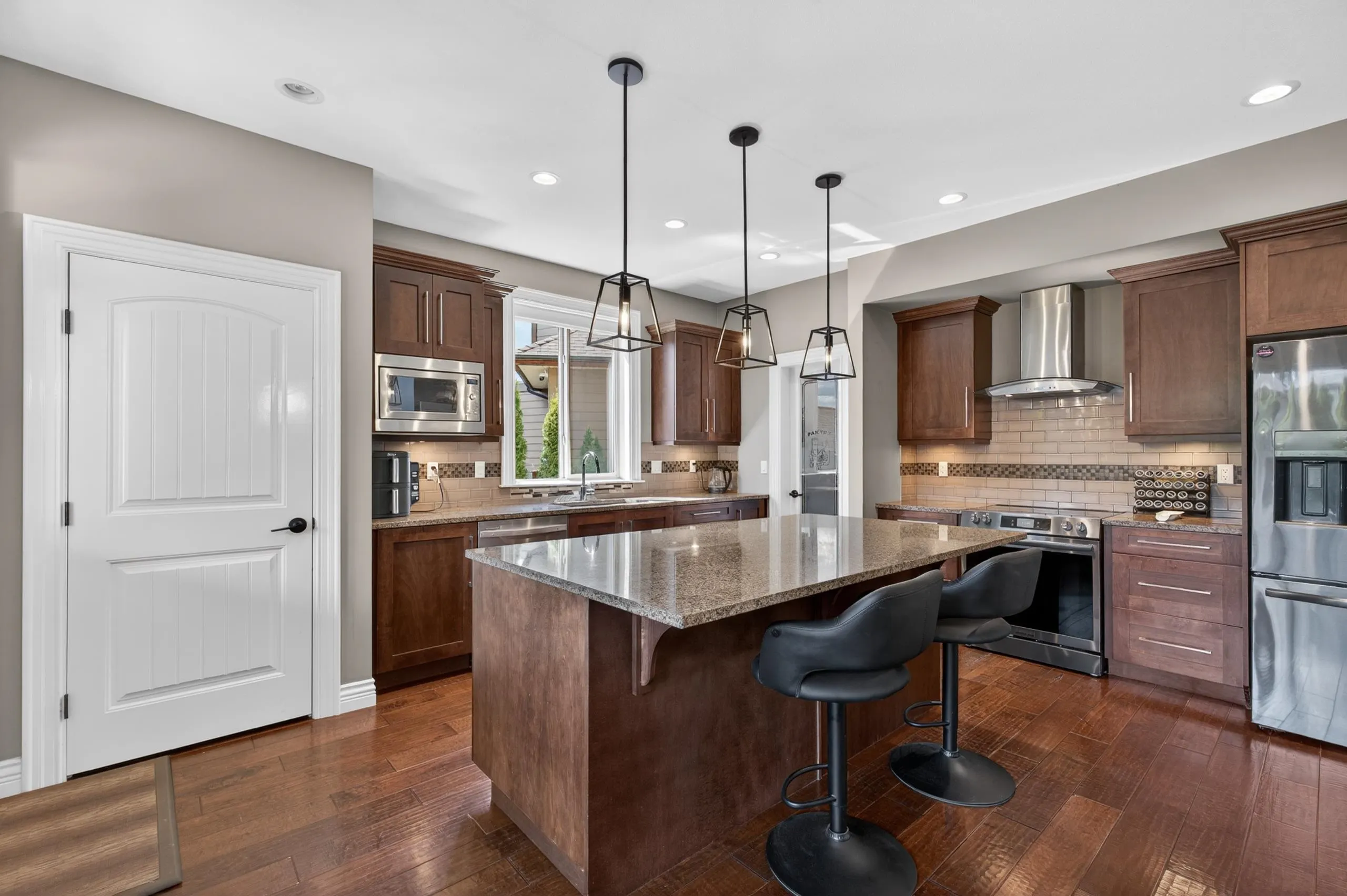 1213 Burkemont Place