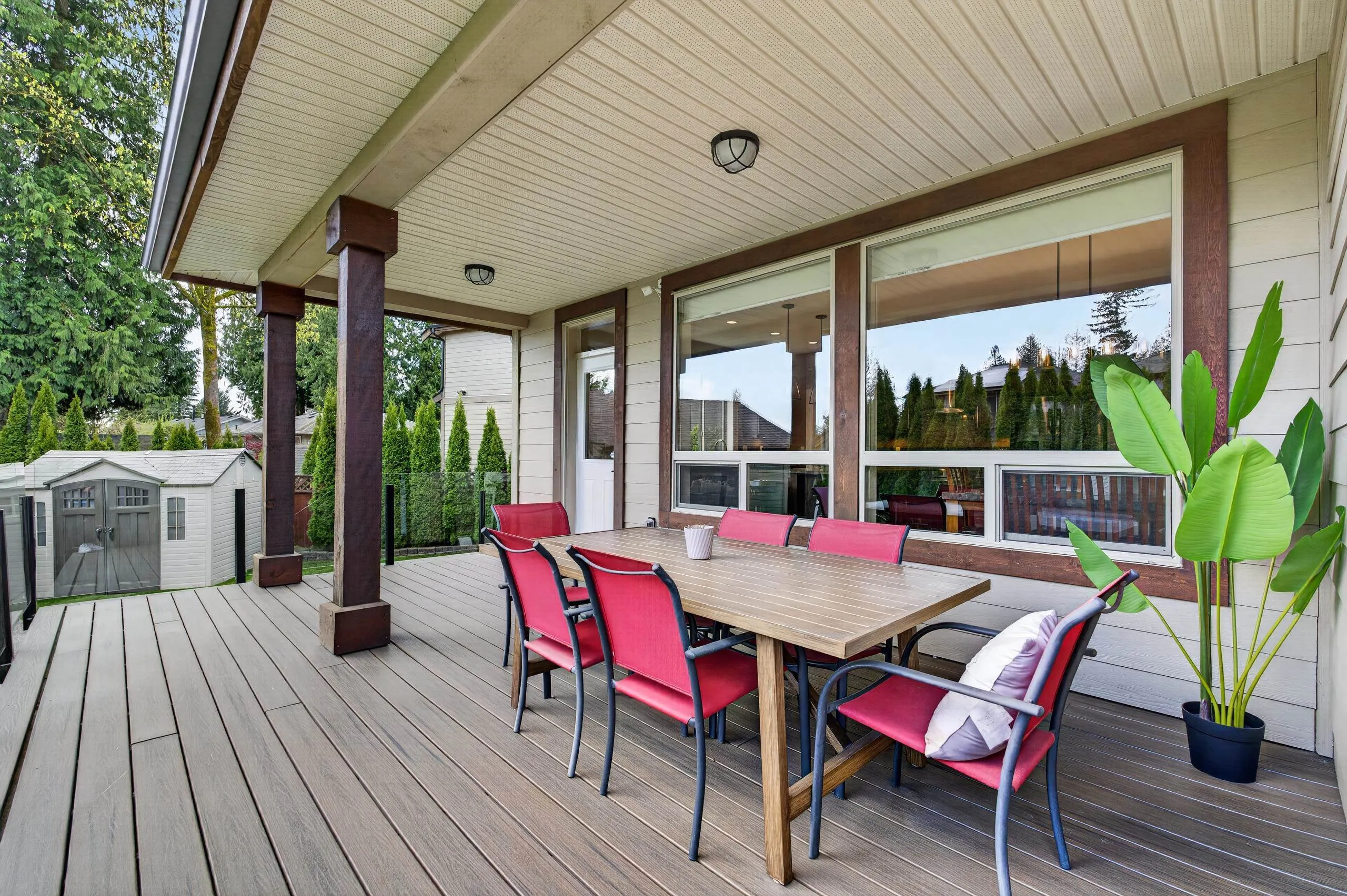 1213 Burkemont Place