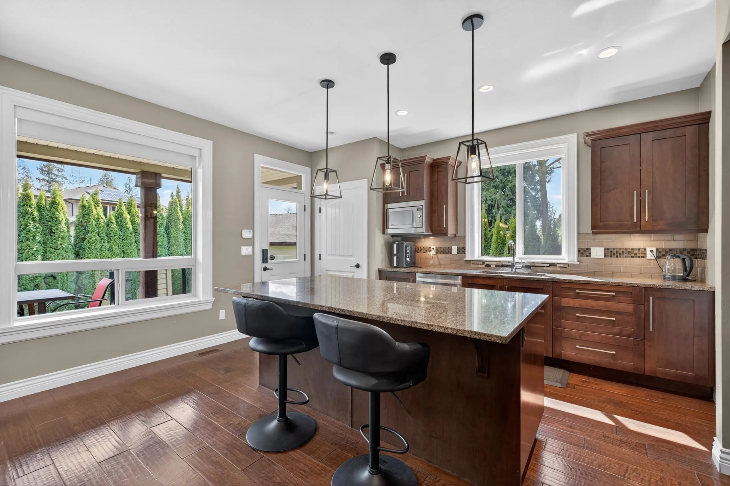 1213 Burkemont Place