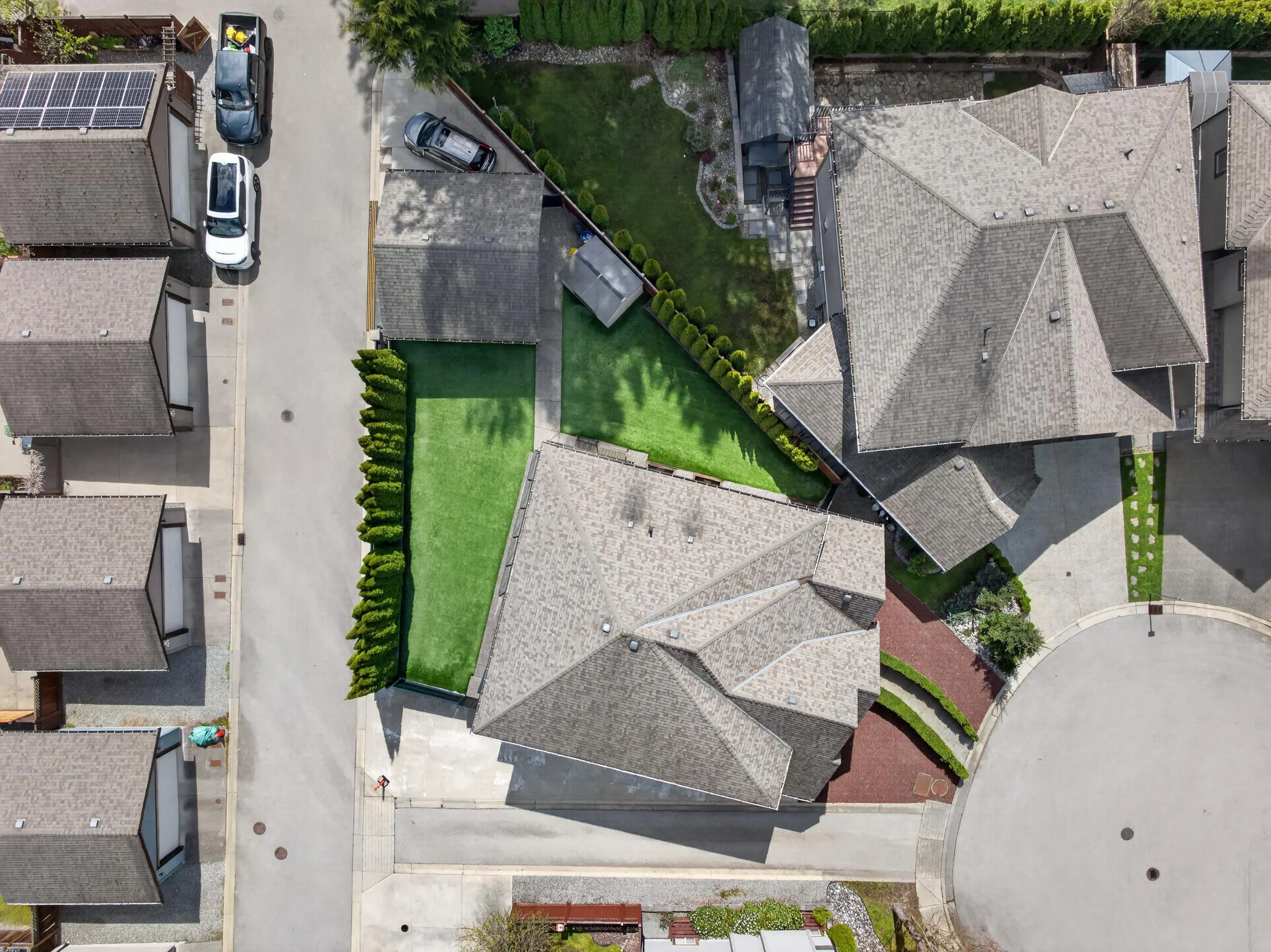 1213 Burkemont Place