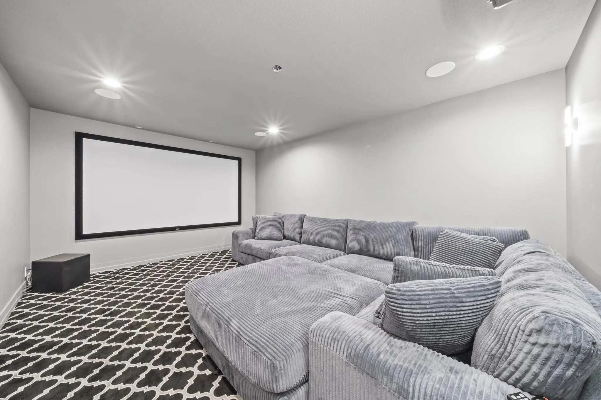15079 67 Avenue