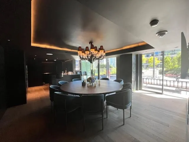 1408 Robson Street #902