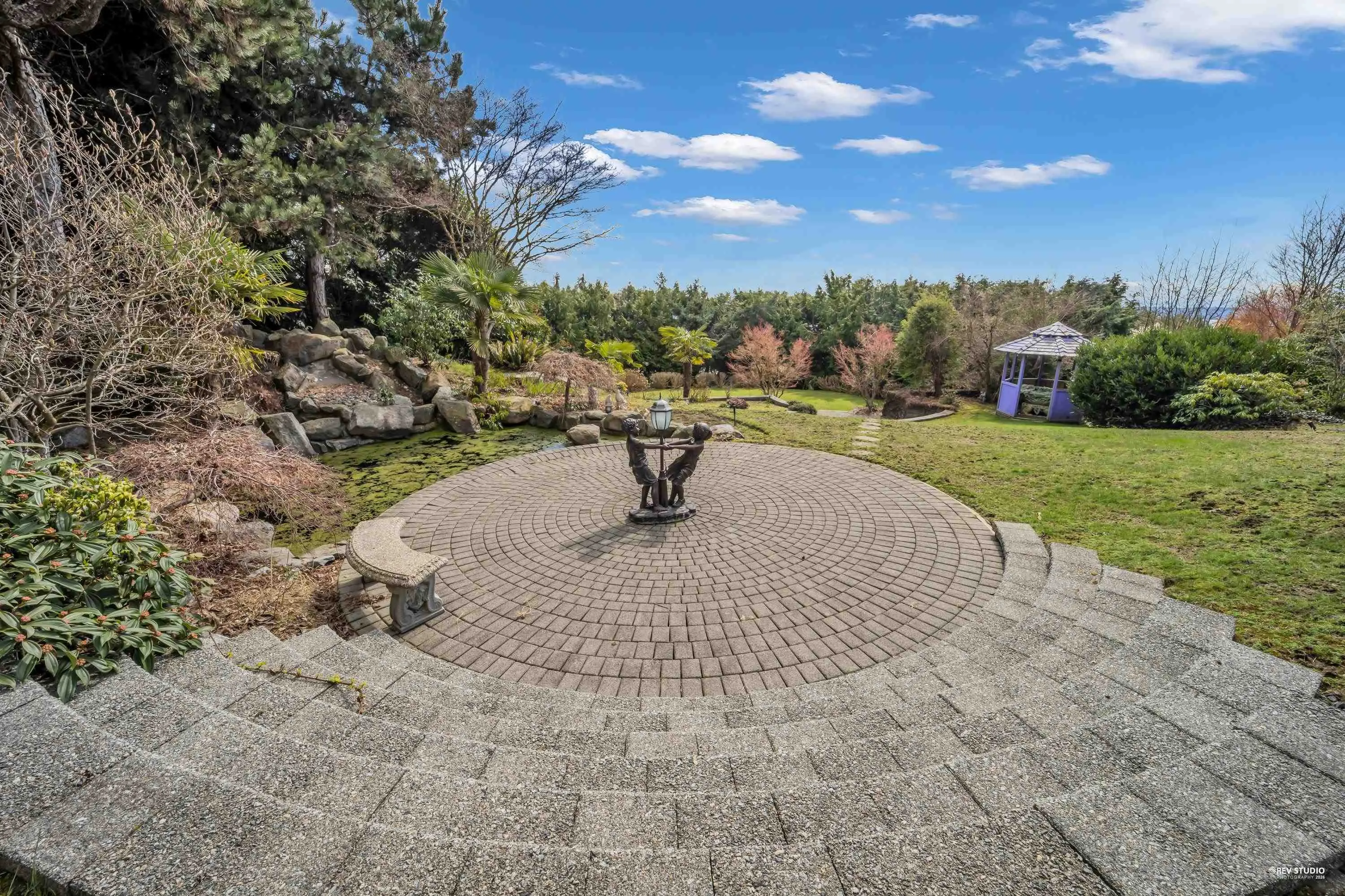 848 Eyremount Drive
