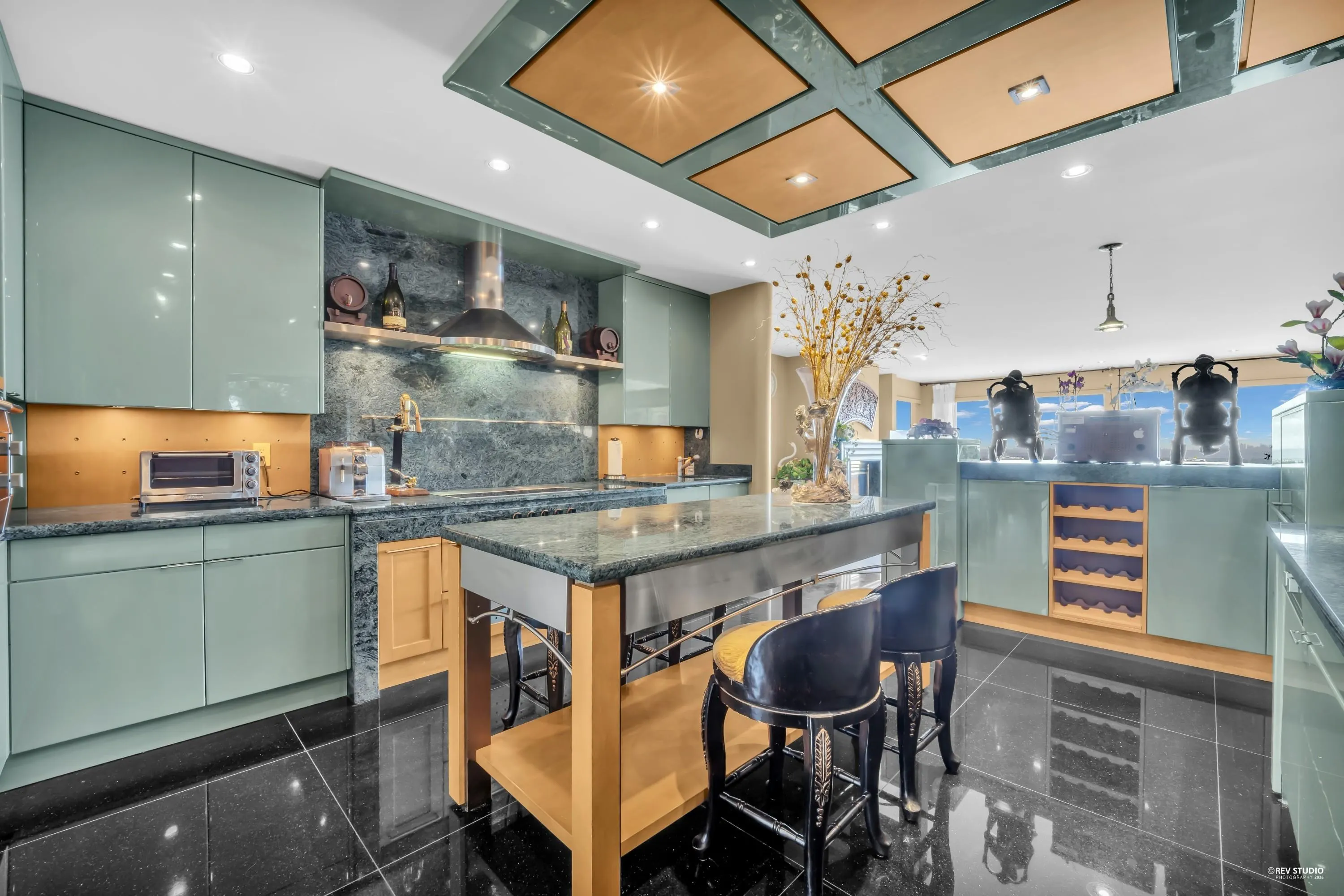 848 Eyremount Drive