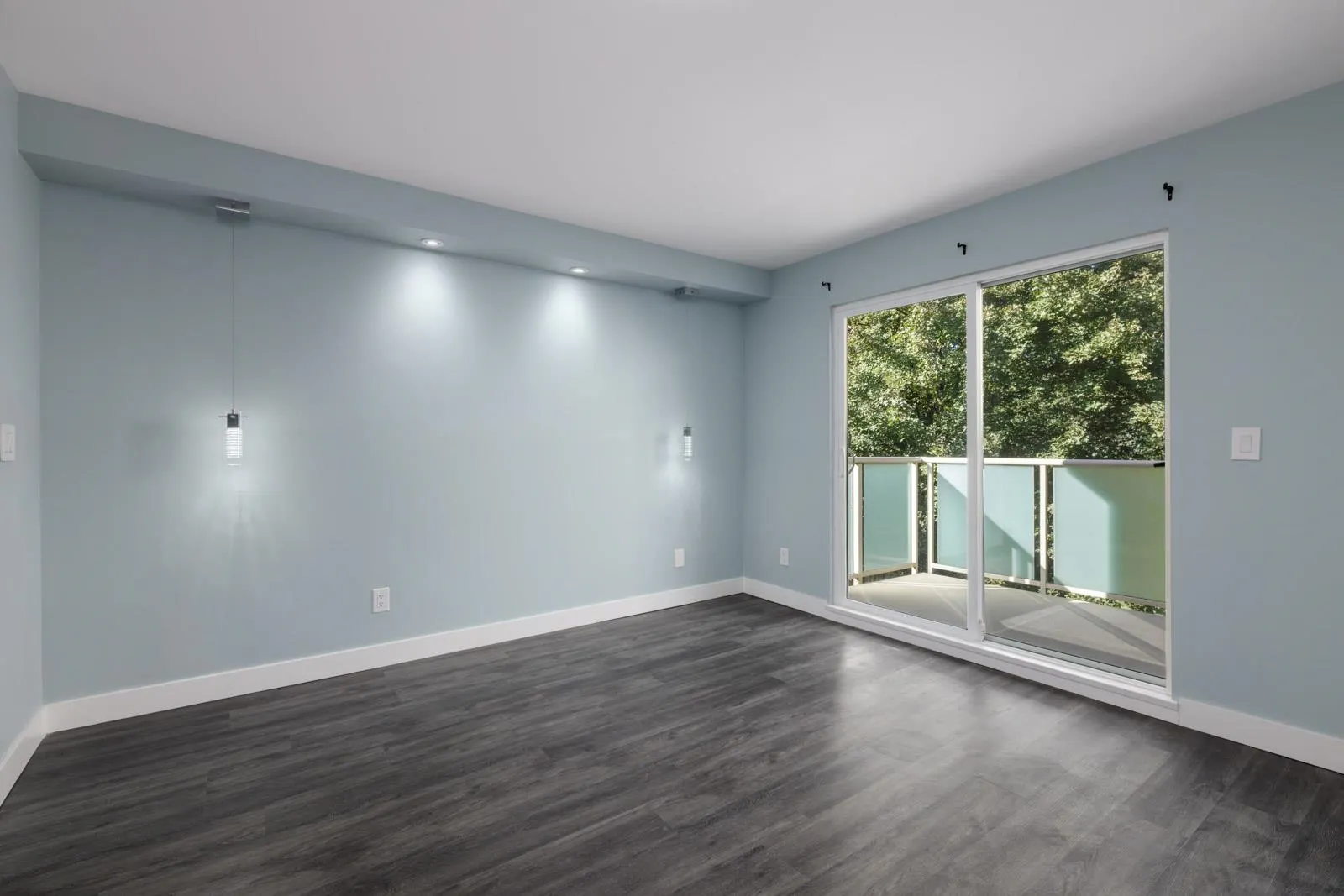 2231 Welcher Avenue #310