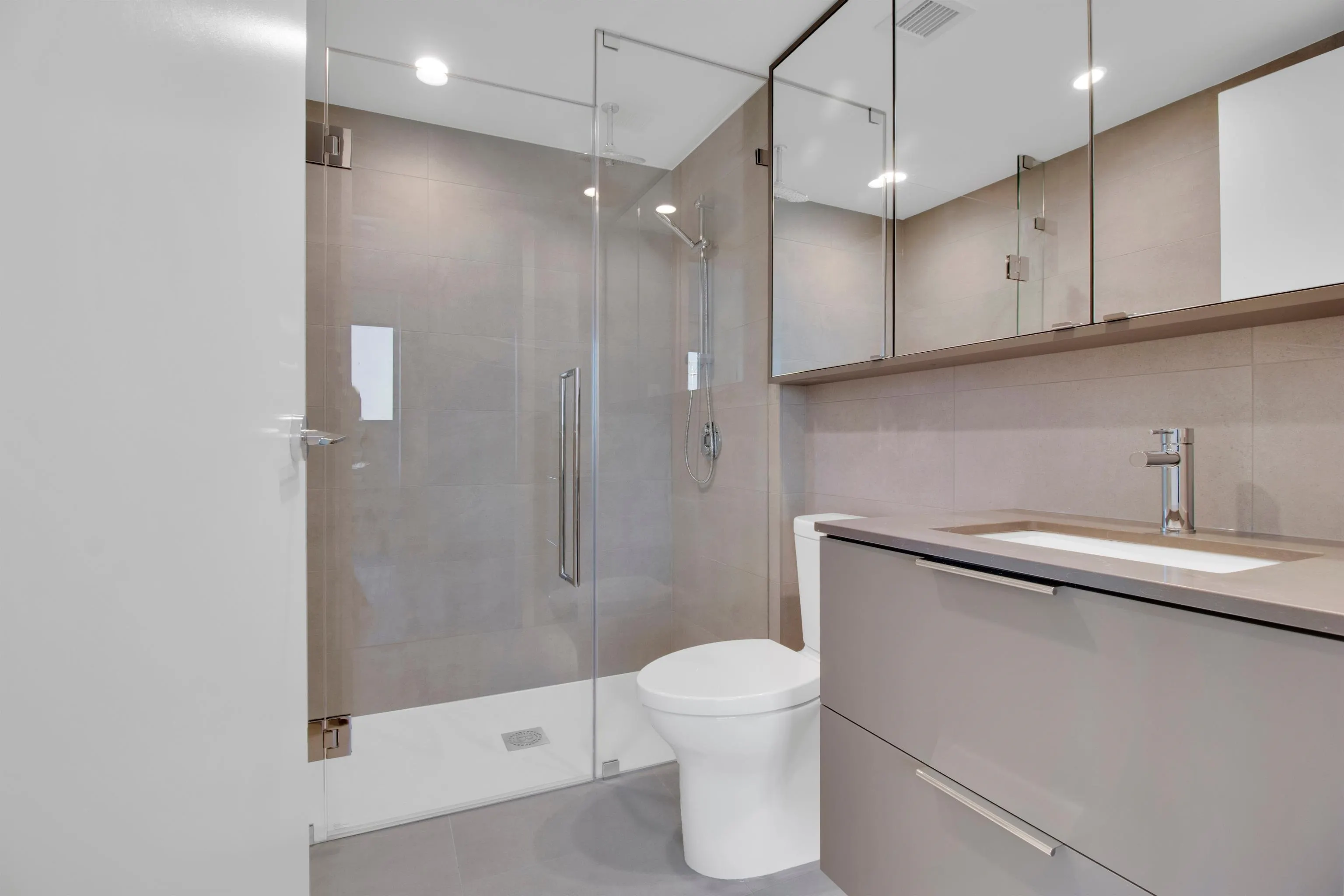 2135 Springer Avenue #3405