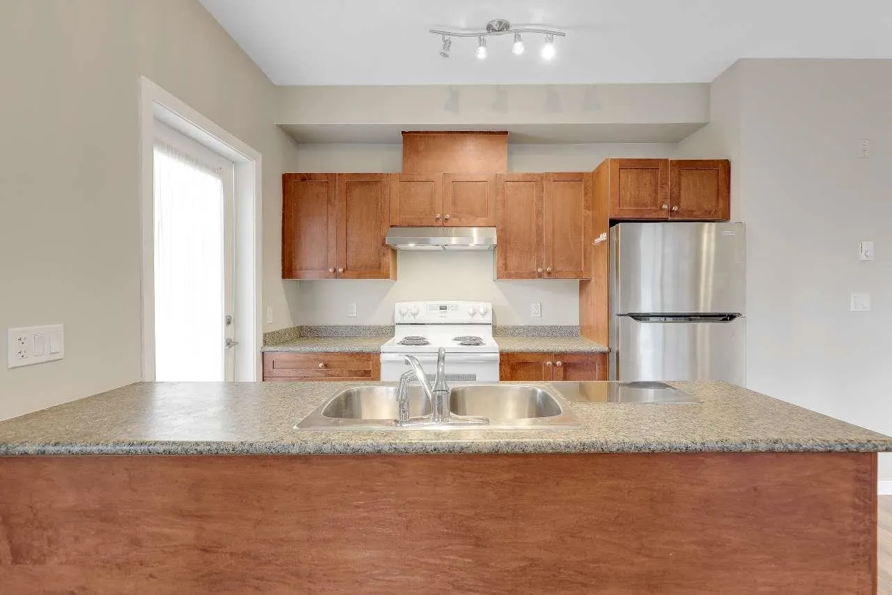 13277 108 Avenue #220