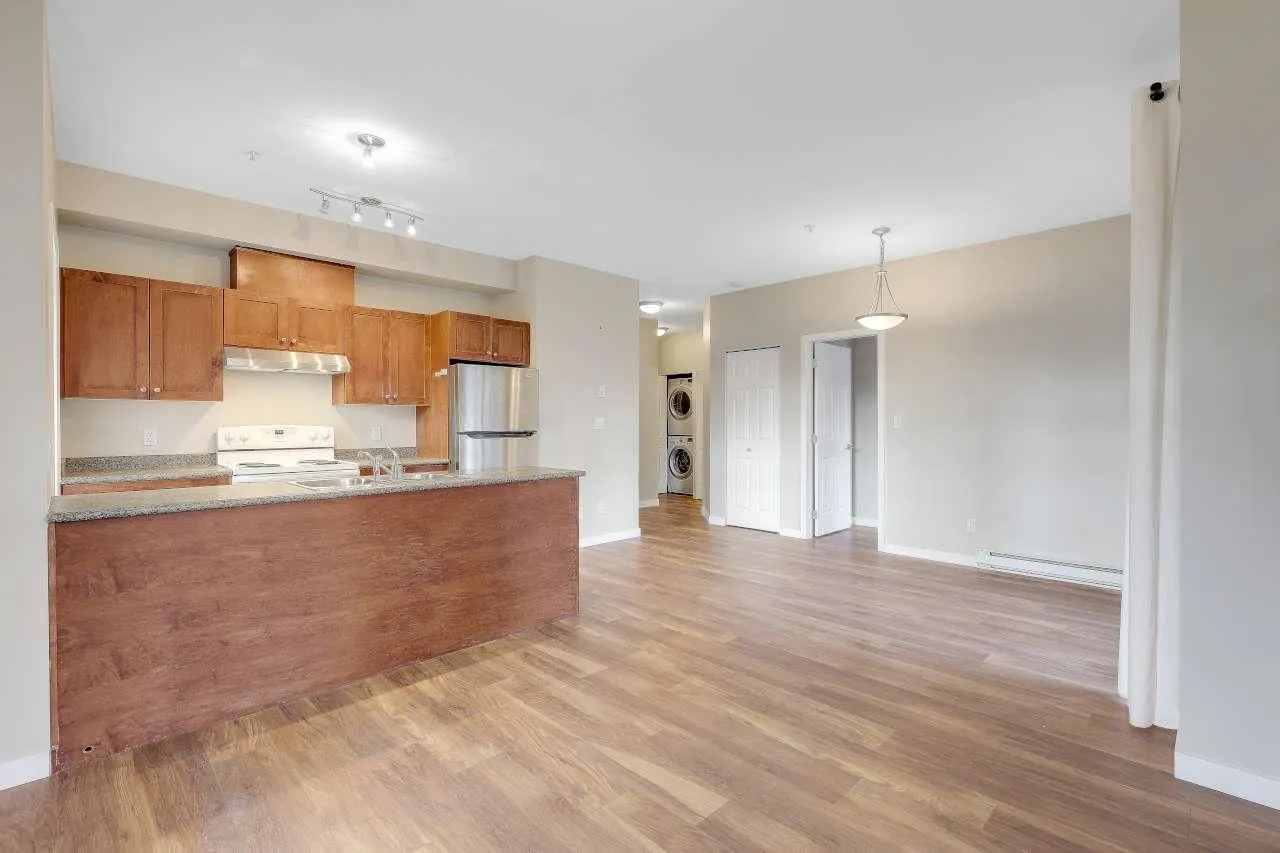 13277 108 Avenue #220
