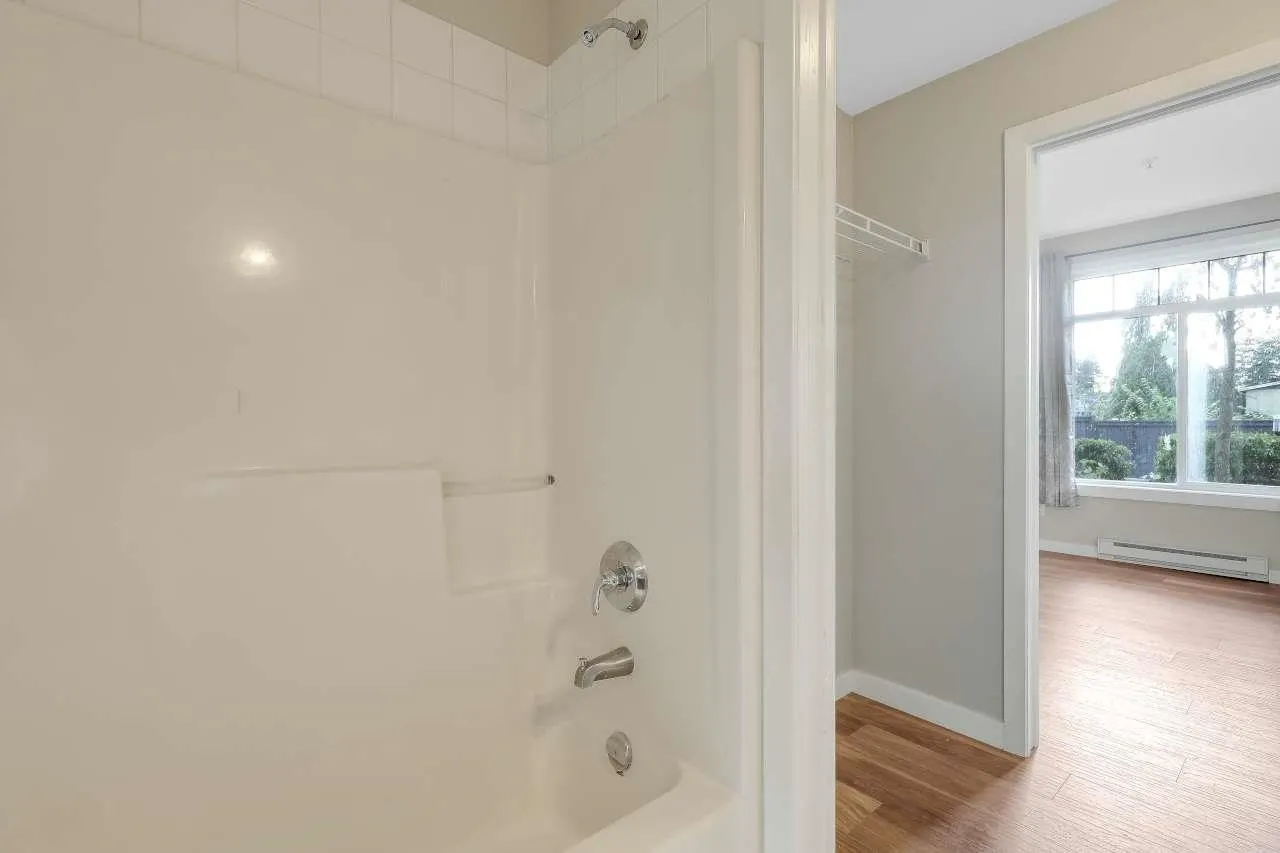13277 108 Avenue #220