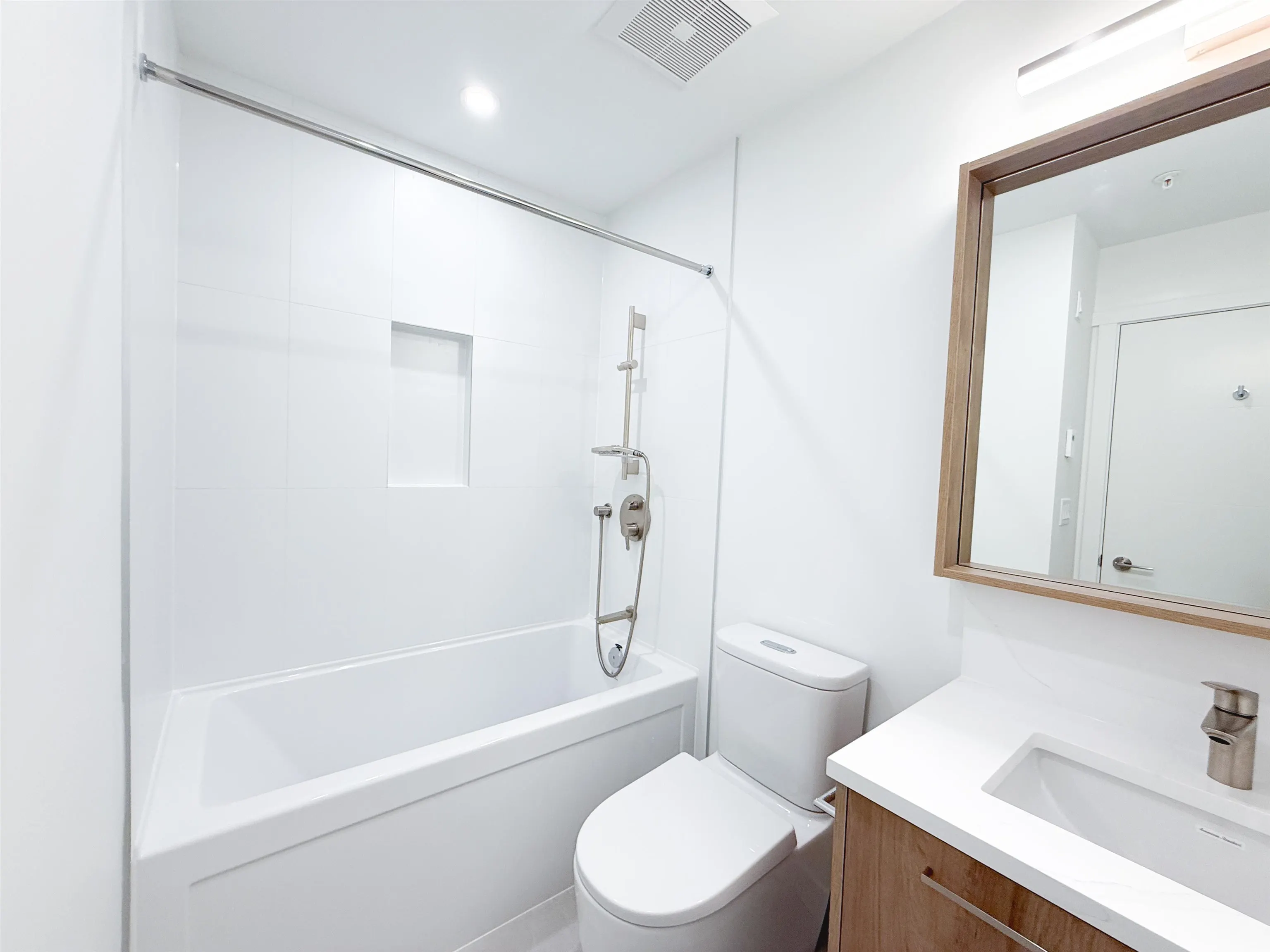 606 Madore Avenue #303