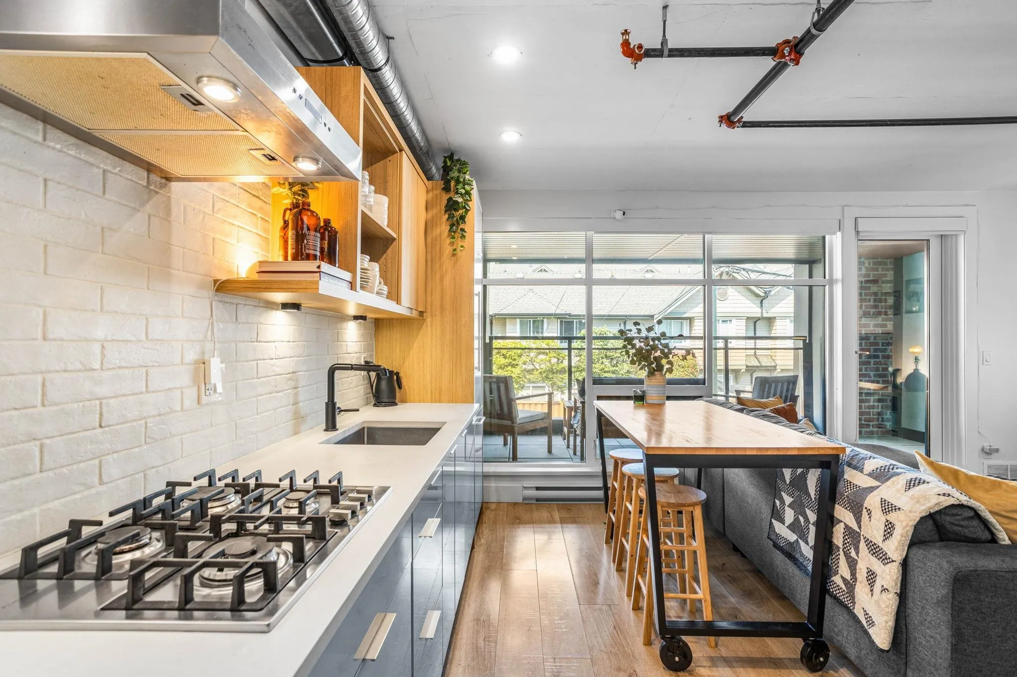 4223 Hastings Street #104