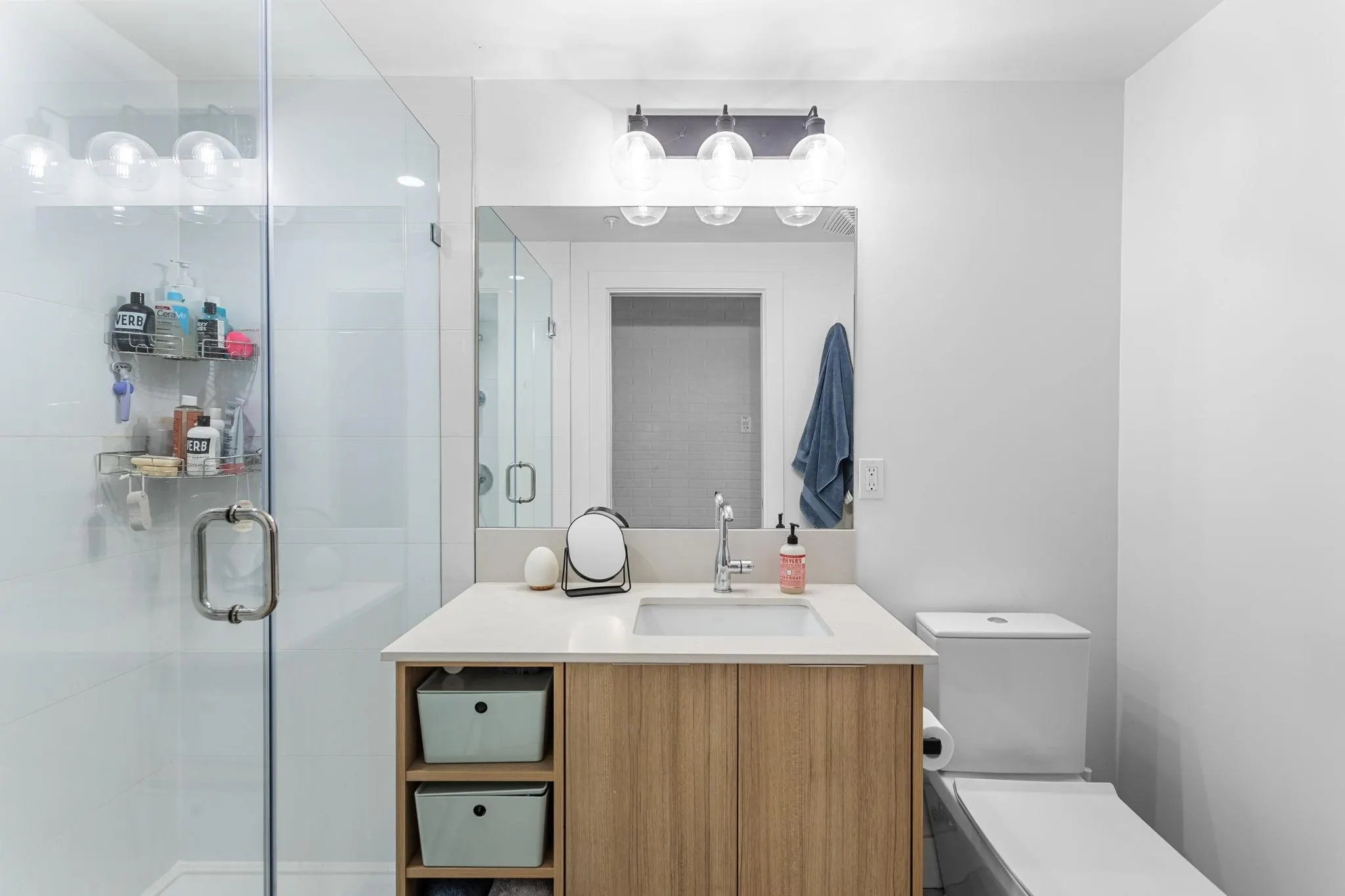 4223 Hastings Street #104