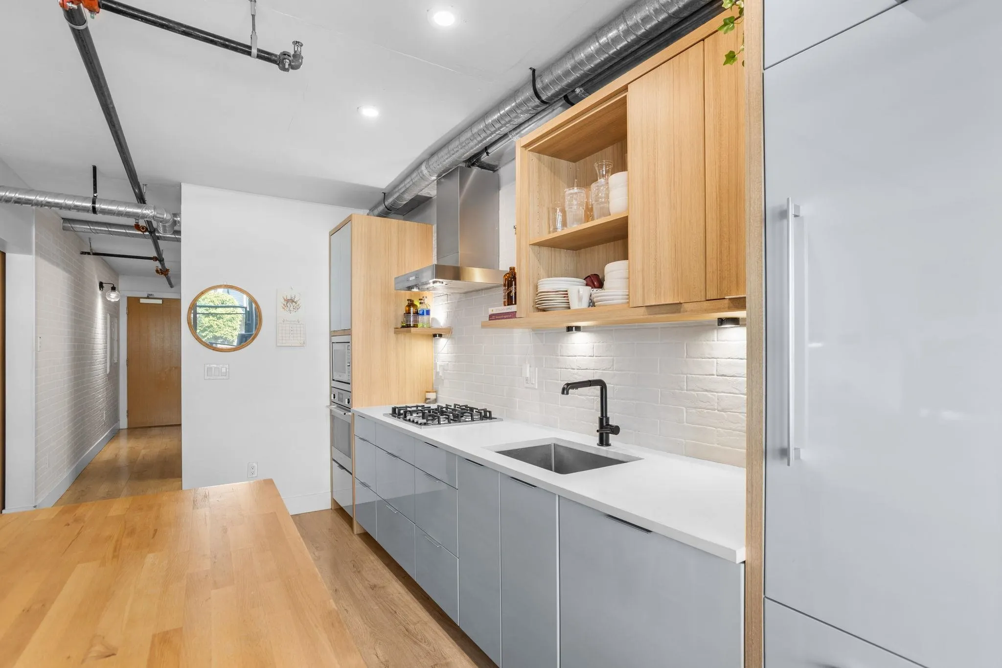 4223 Hastings Street #104