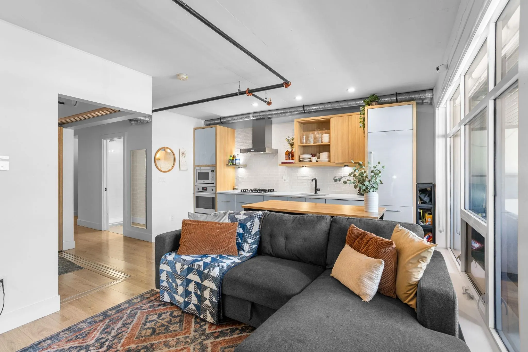 4223 Hastings Street #104