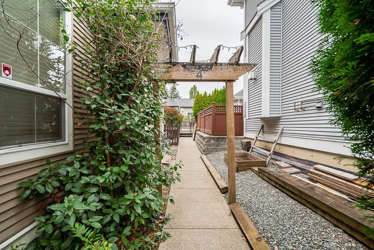 18055 70th Avenue #4
