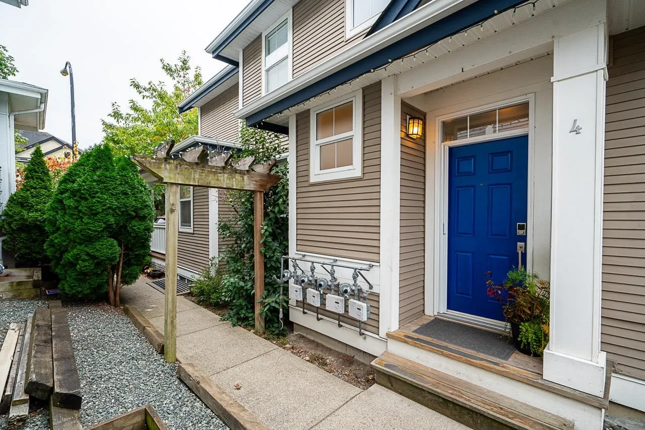 18055 70th Avenue #4