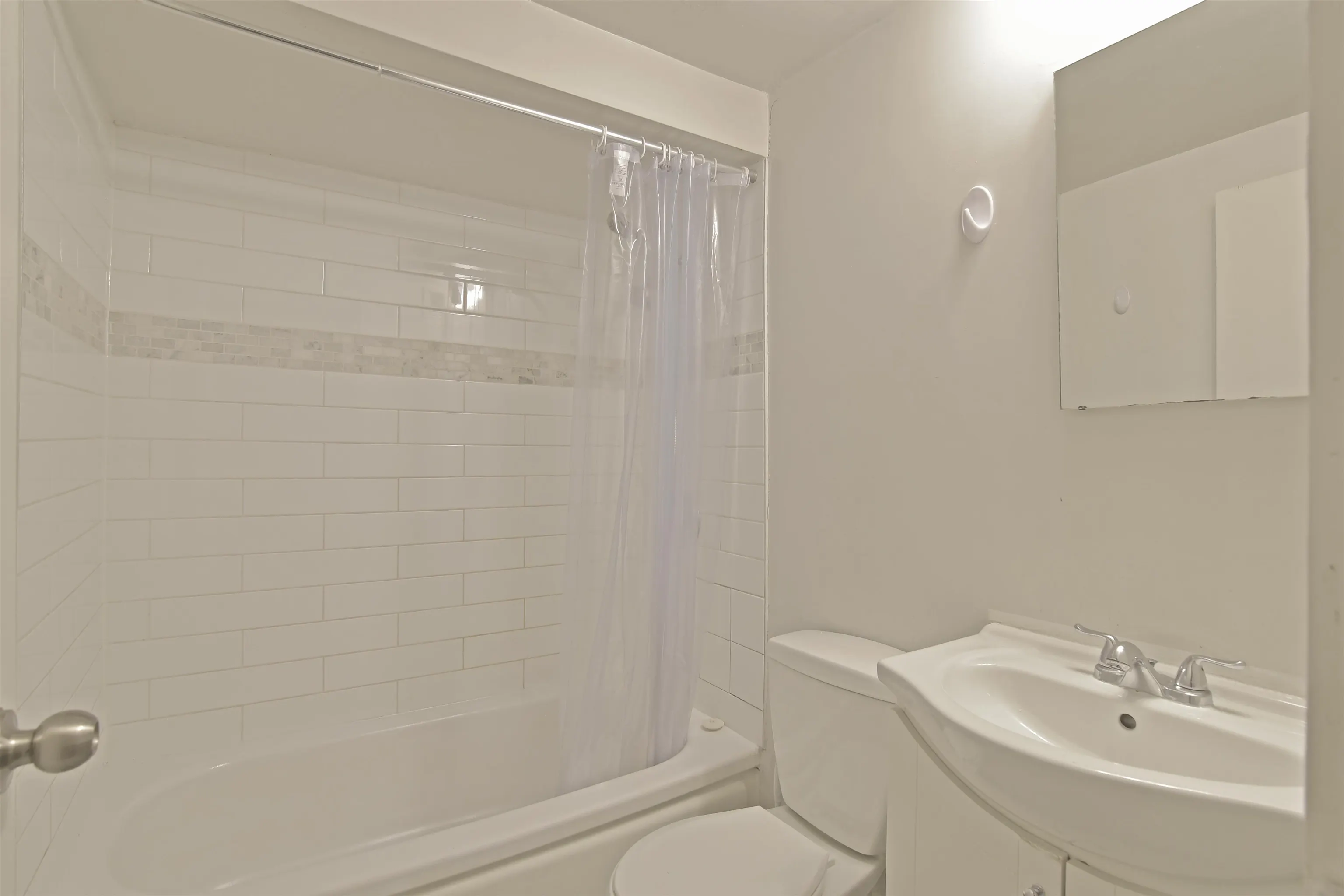 1540 Haro Street #111
