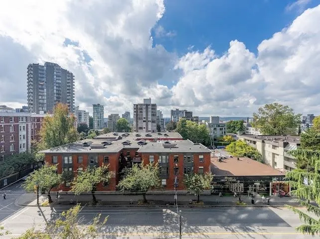 1171 Jervis Street #703