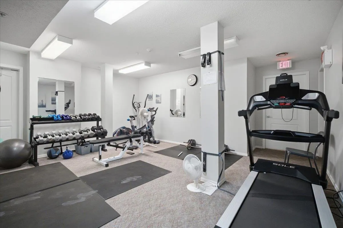 1723 Frances Street #404