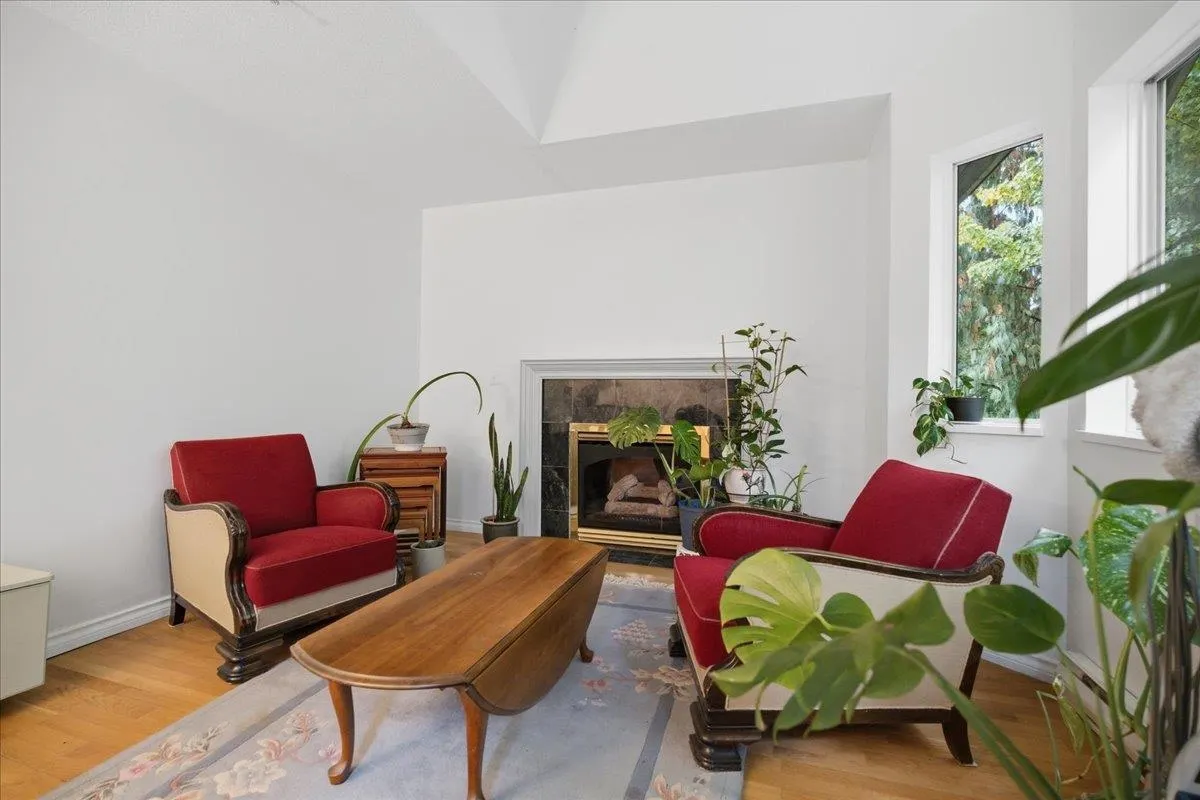 1723 Frances Street #404