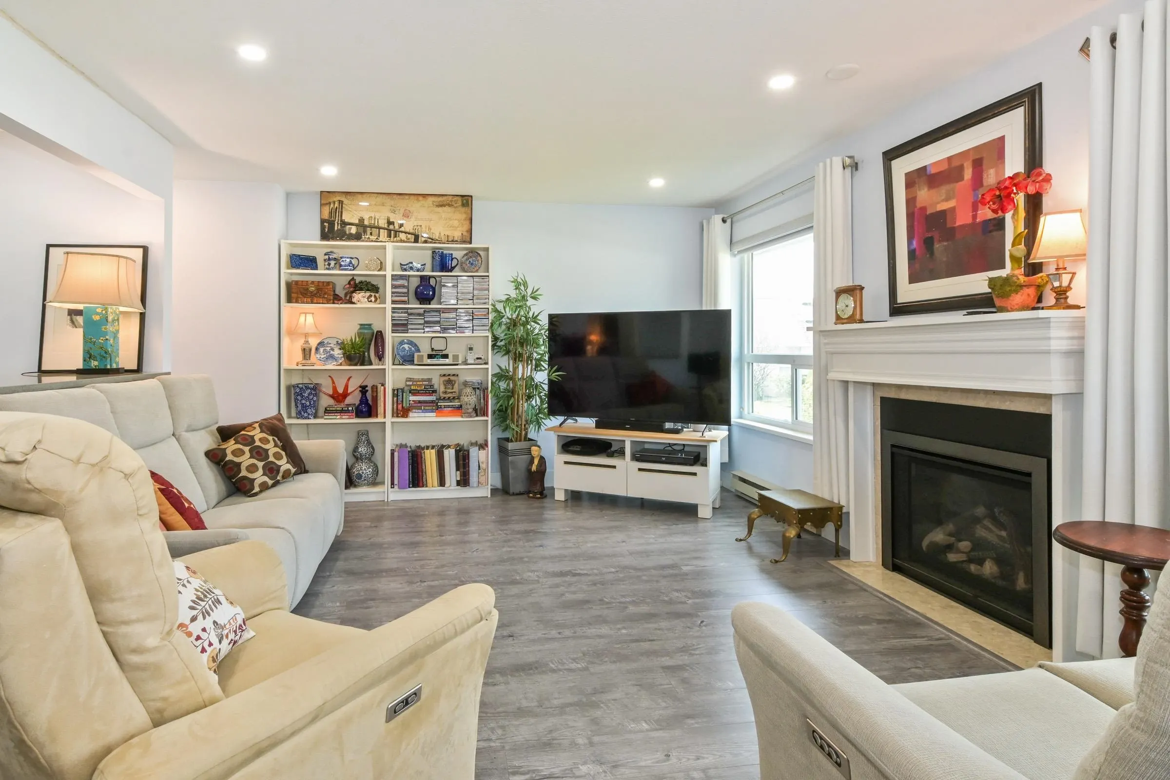 2475 Emerson Street #20