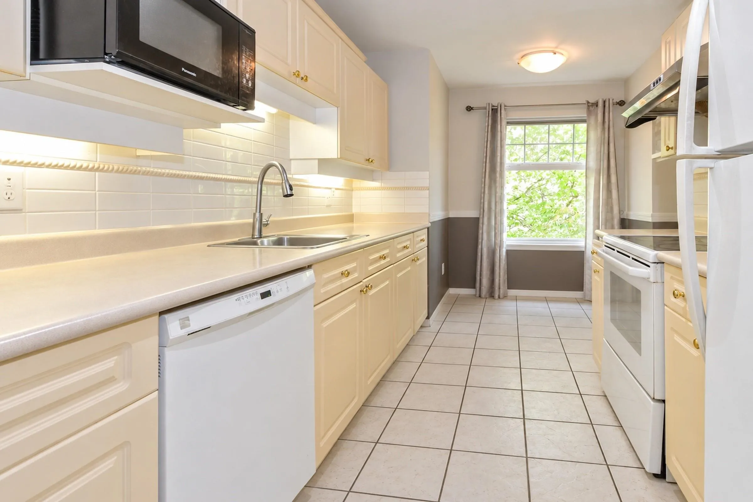 16065 83 Avenue #310
