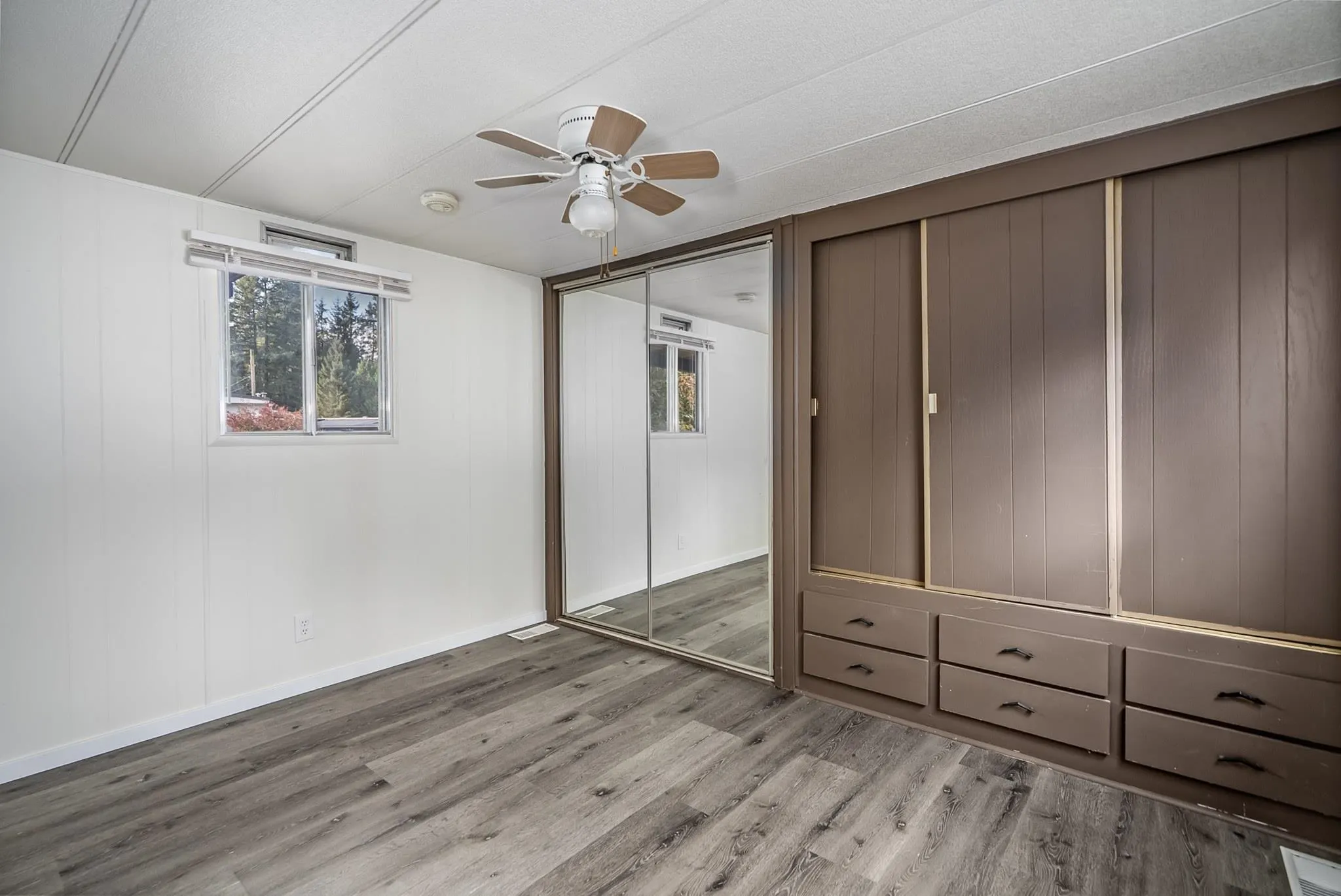 3031 200 Street #5