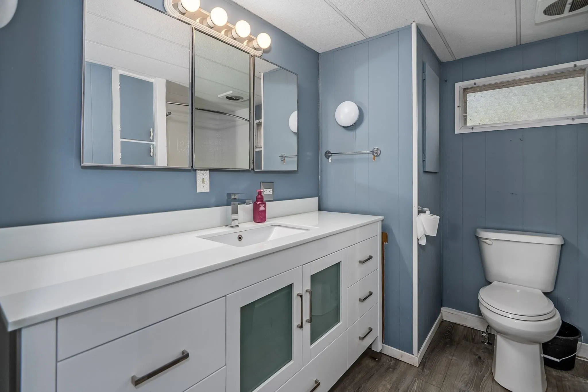 3031 200 Street #5