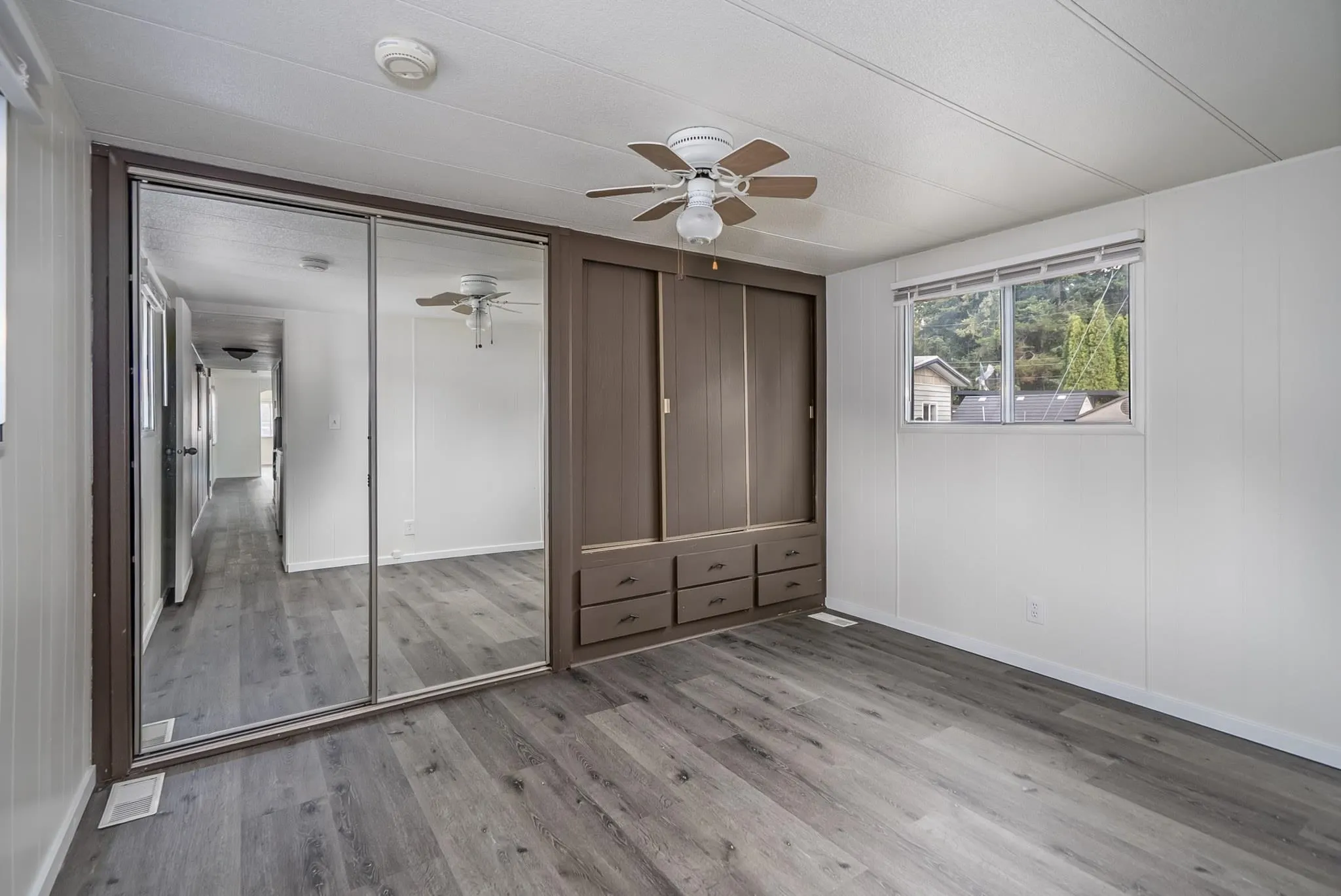 3031 200 Street #5
