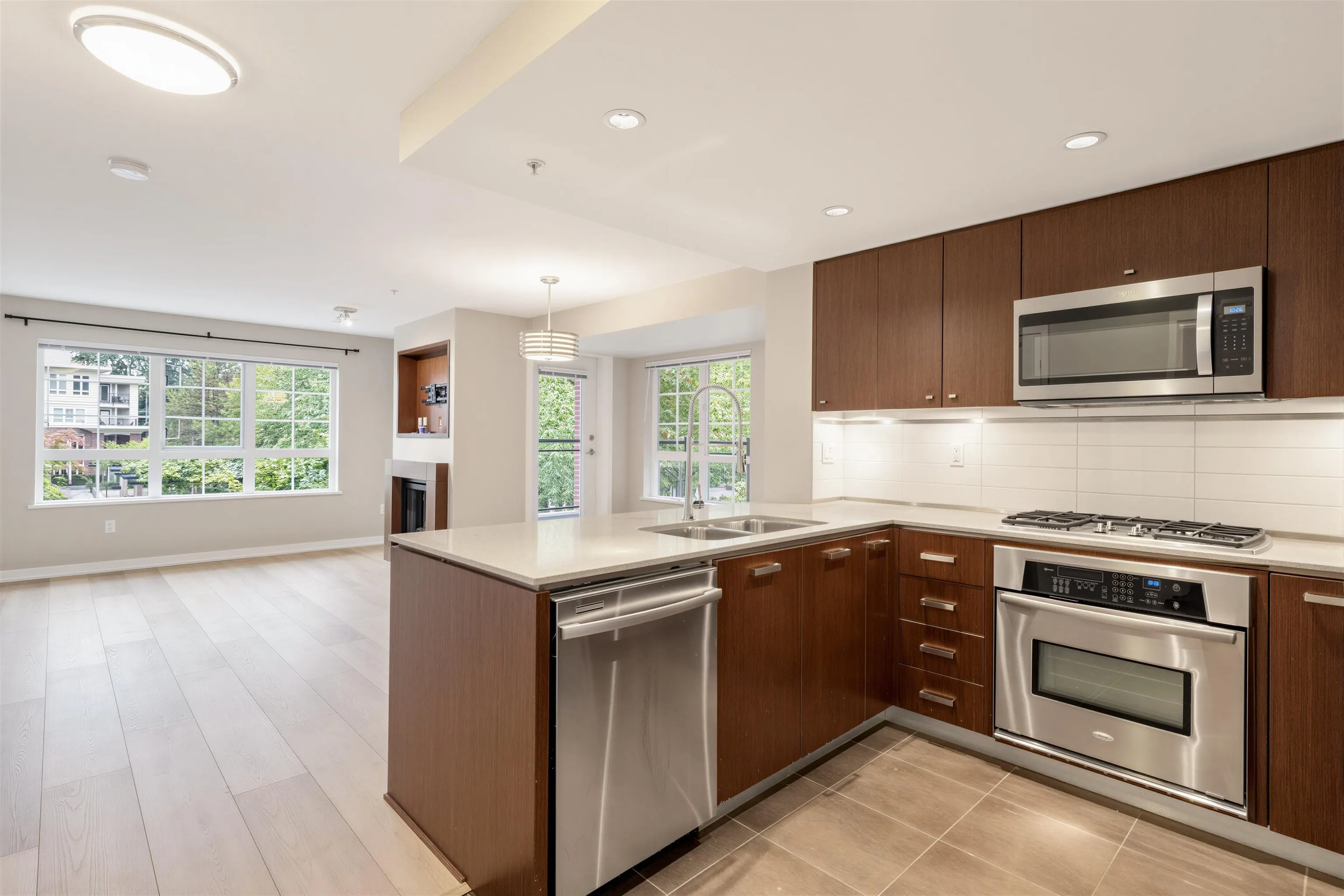 2940 King George Boulevard #205
