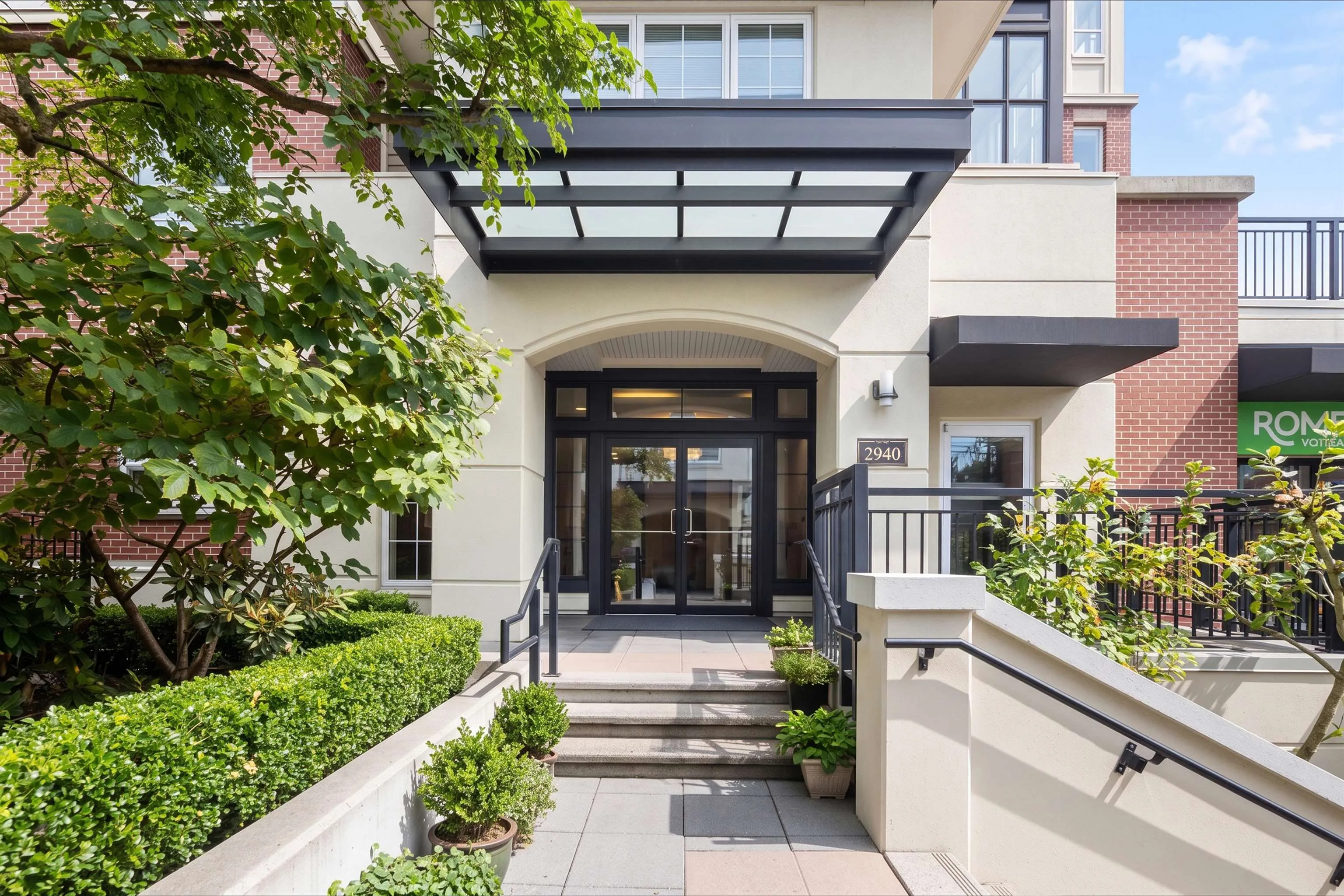 2940 King George Boulevard #205