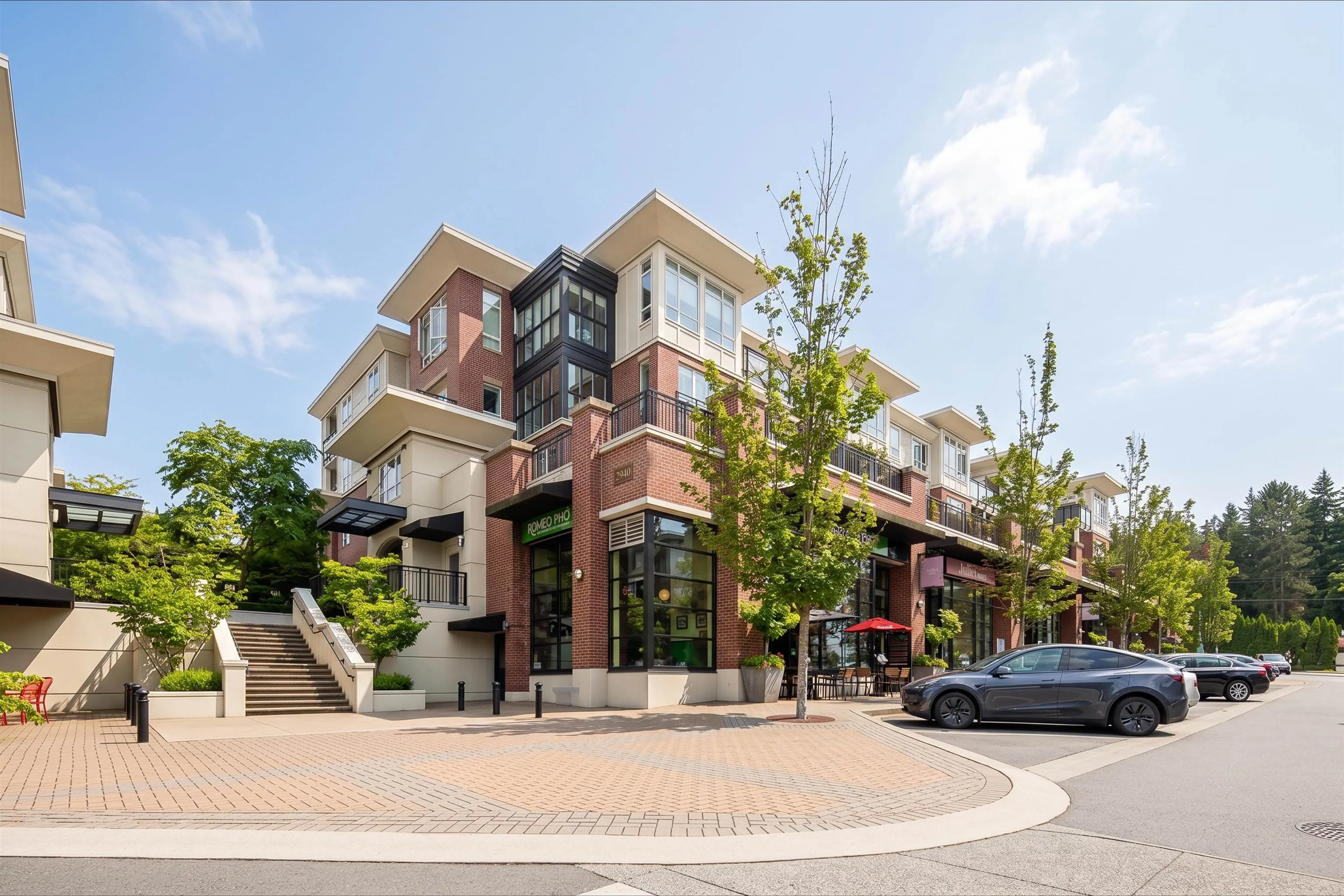 2940 King George Boulevard #205