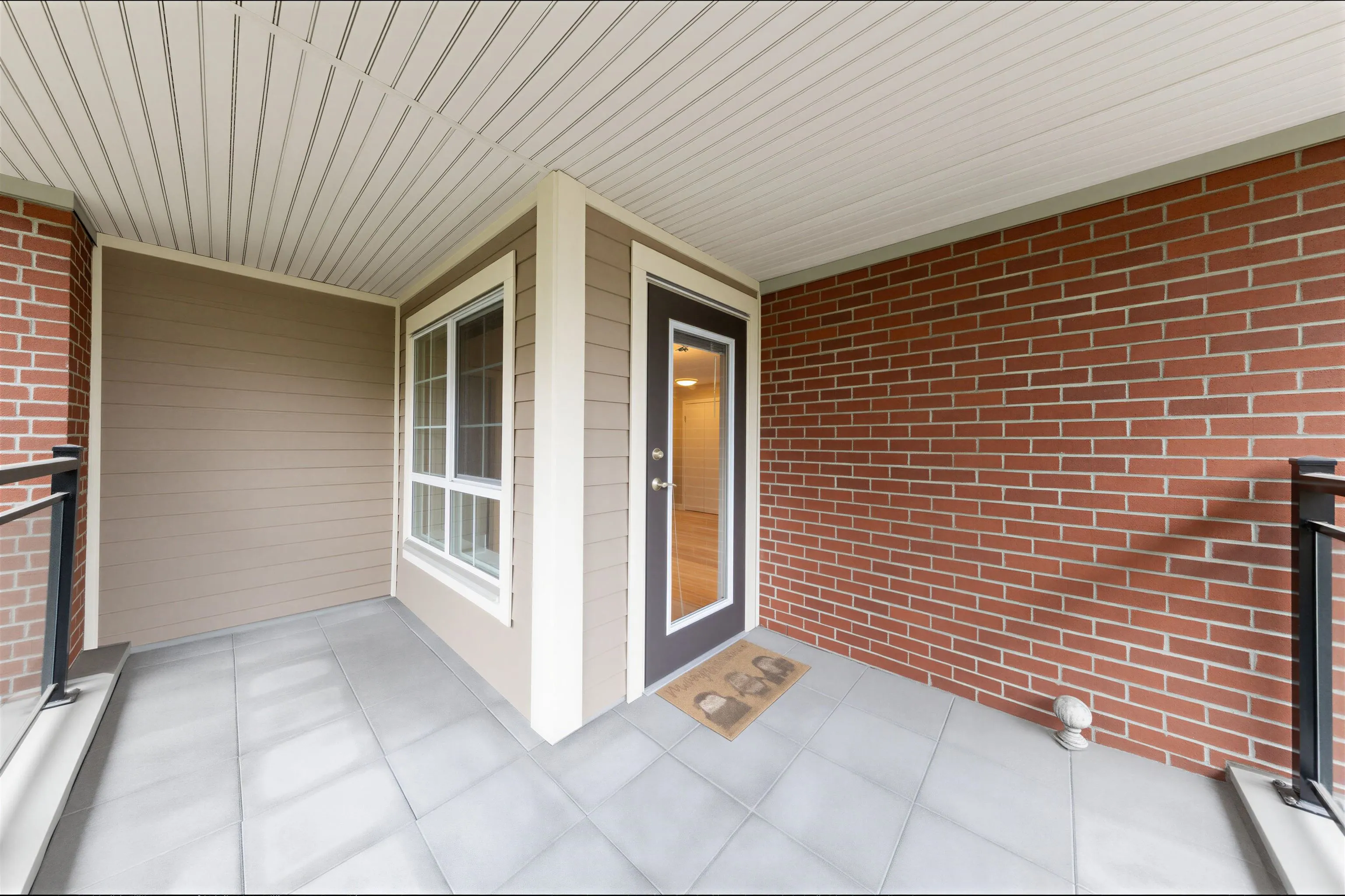 2940 King George Boulevard #205