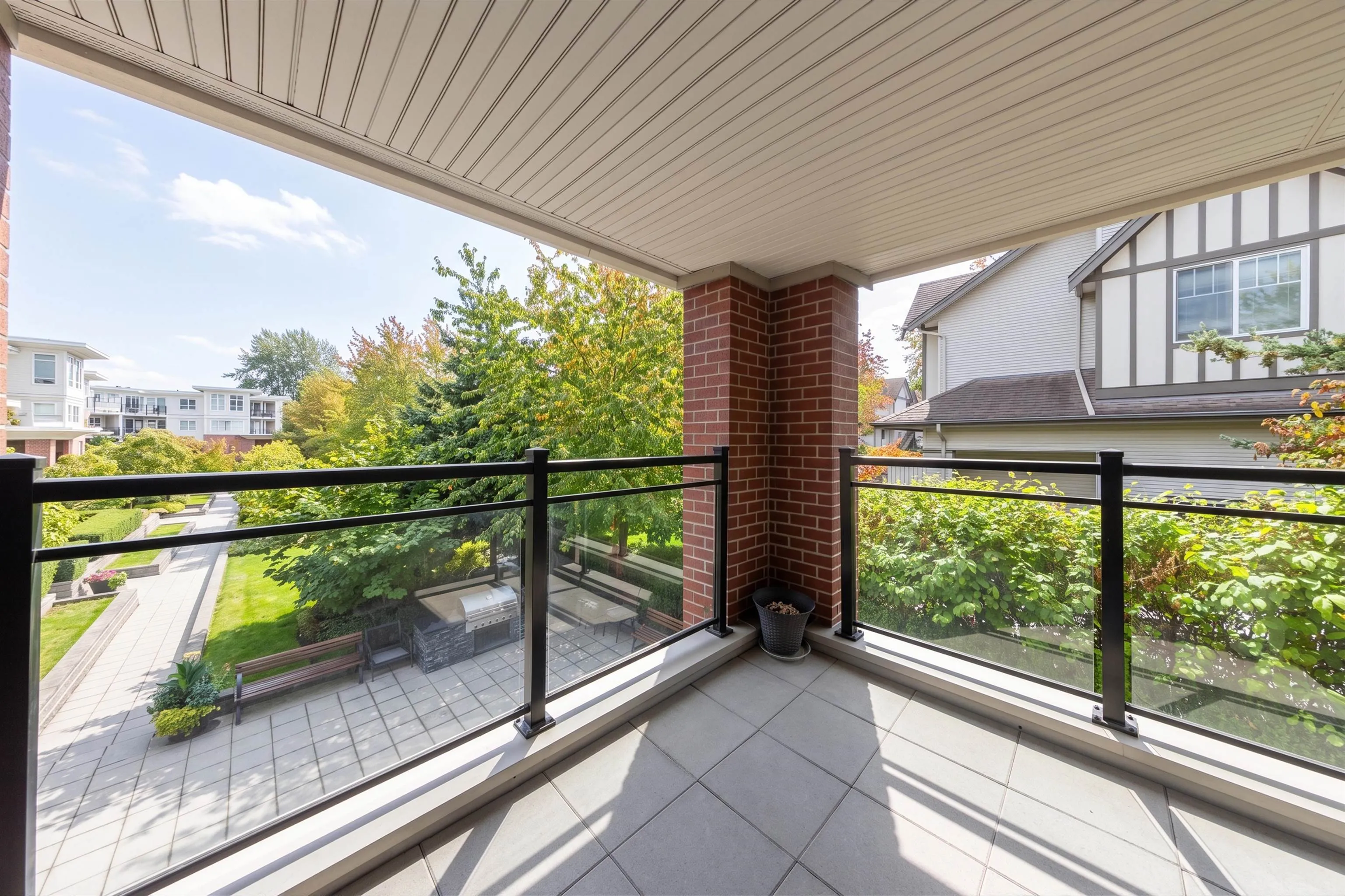 2940 King George Boulevard #205